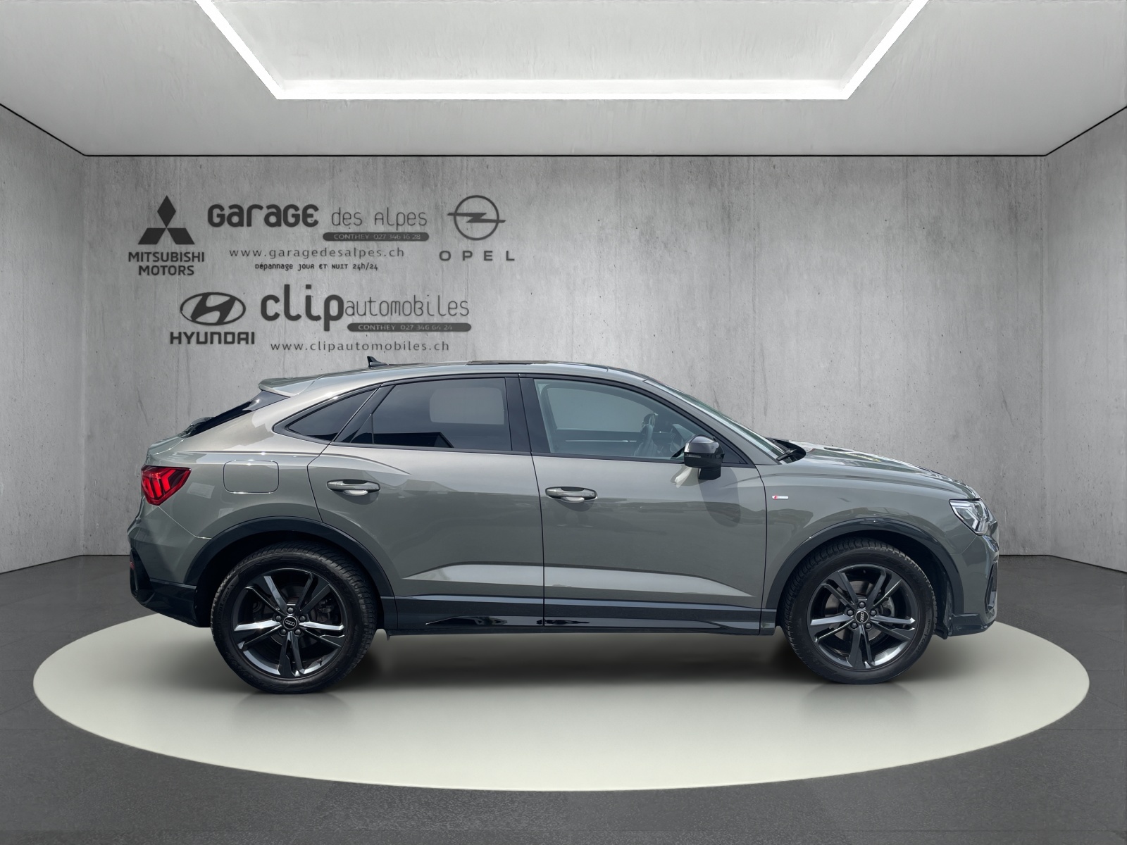 AUDI Q3 Sportback 1.5 35 TFSI S line S-Tronic-image-5