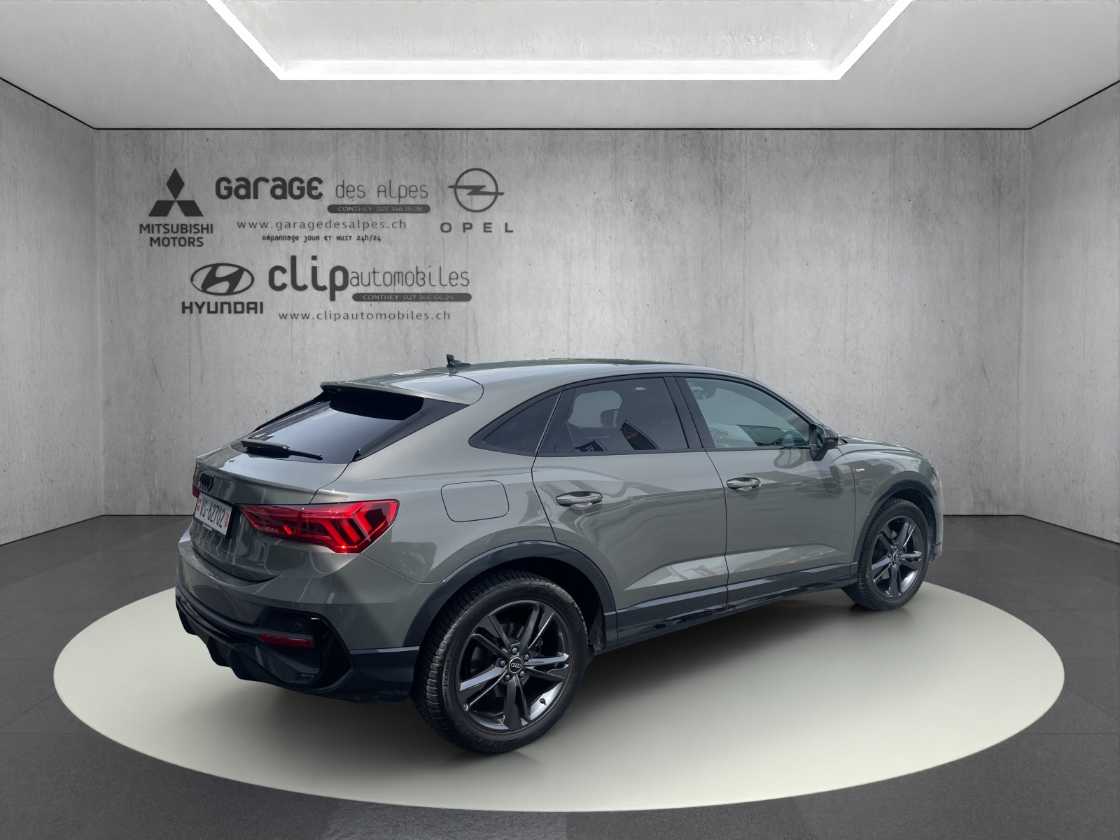 AUDI Q3 Sportback 1.5 35 TFSI S line S-Tronic-image-6