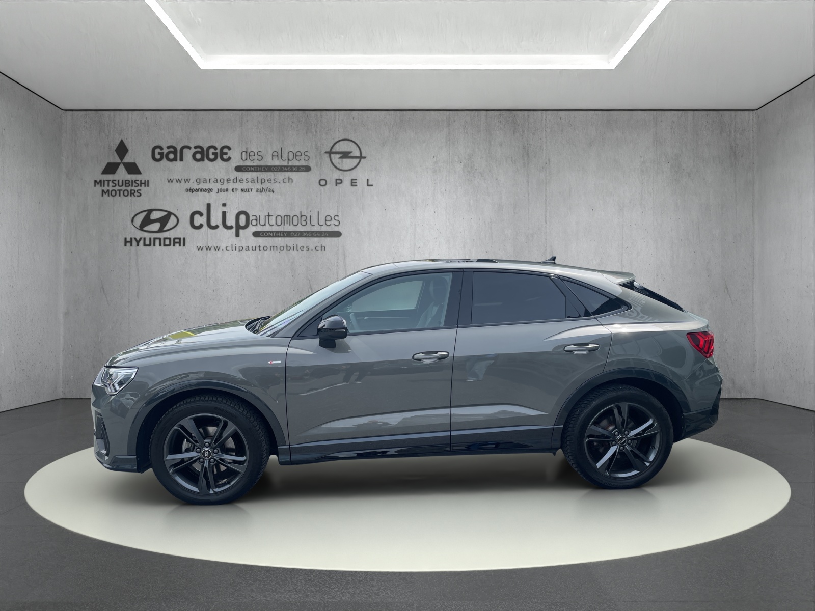 AUDI Q3 Sportback 1.5 35 TFSI S line S-Tronic-showroom-element-2