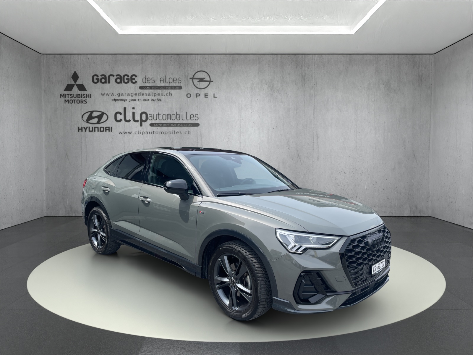 AUDI Q3 Sportback 1.5 35 TFSI S line S-Tronic-image-4