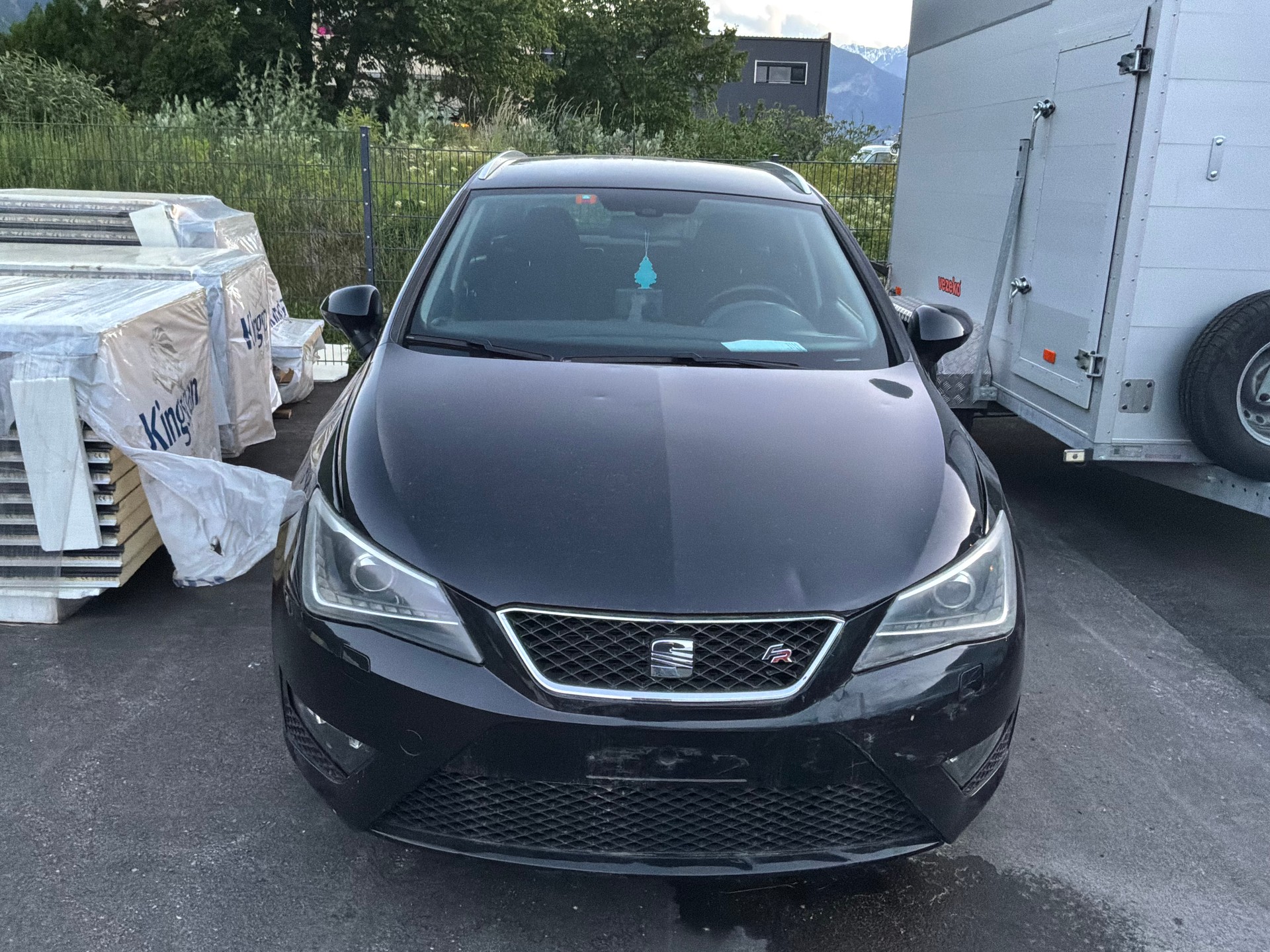 SEAT Ibiza ST 1.2 TSI FR DSG-image-1