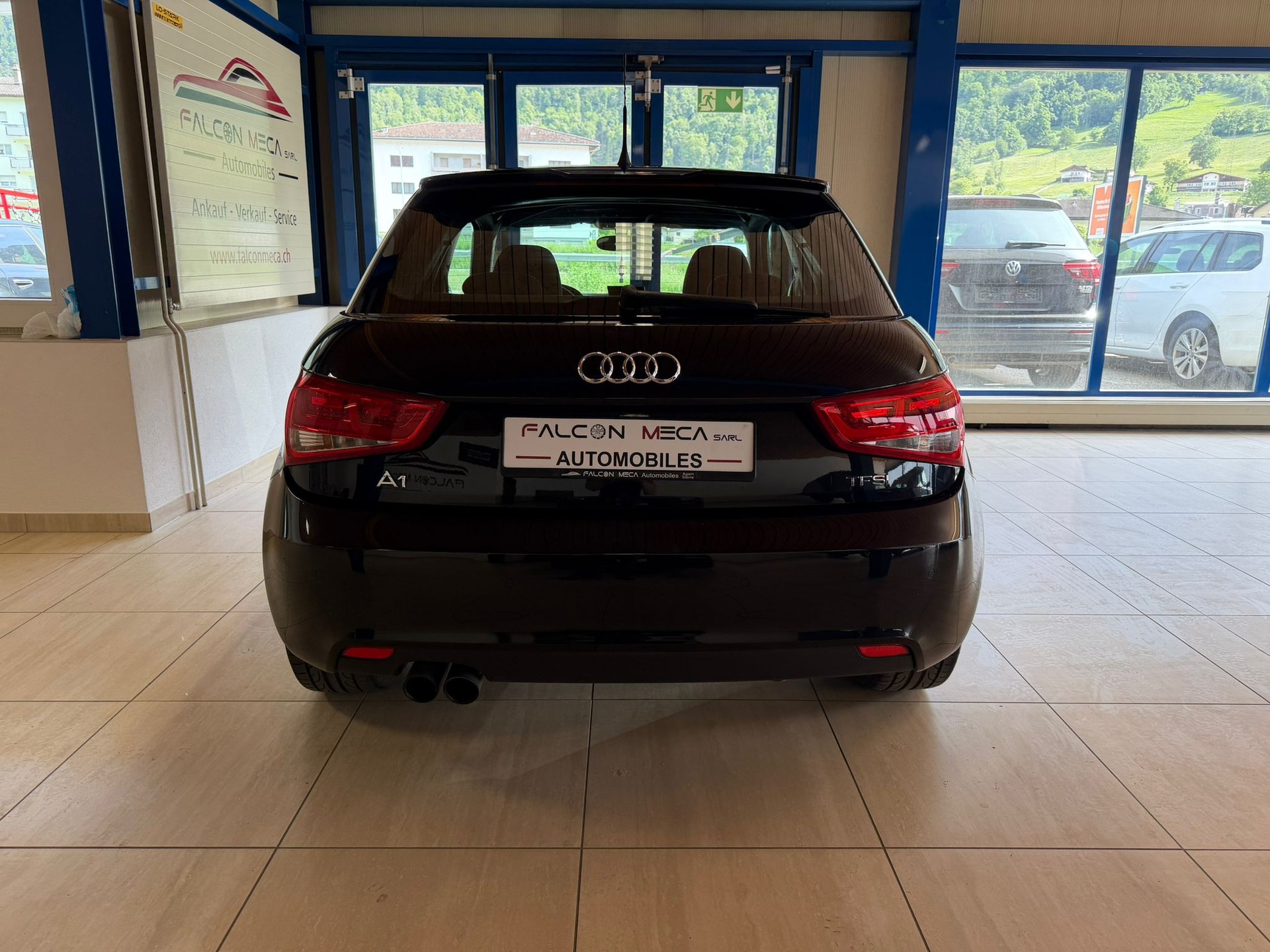AUDI A1 1.4 TFSI Ambition-image-7