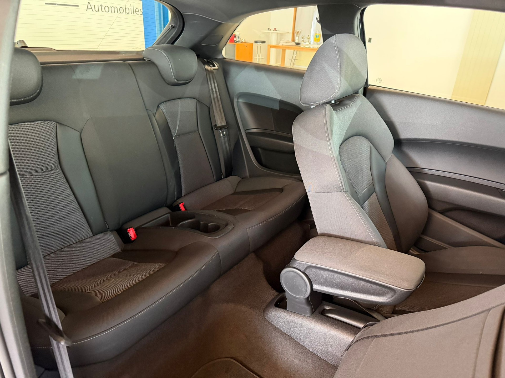 AUDI A1 1.4 TFSI Ambition-image-15