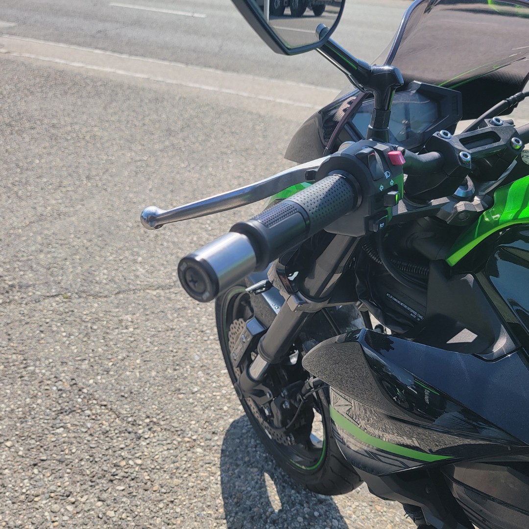 KAWASAKI Z 800 ABS-image-11