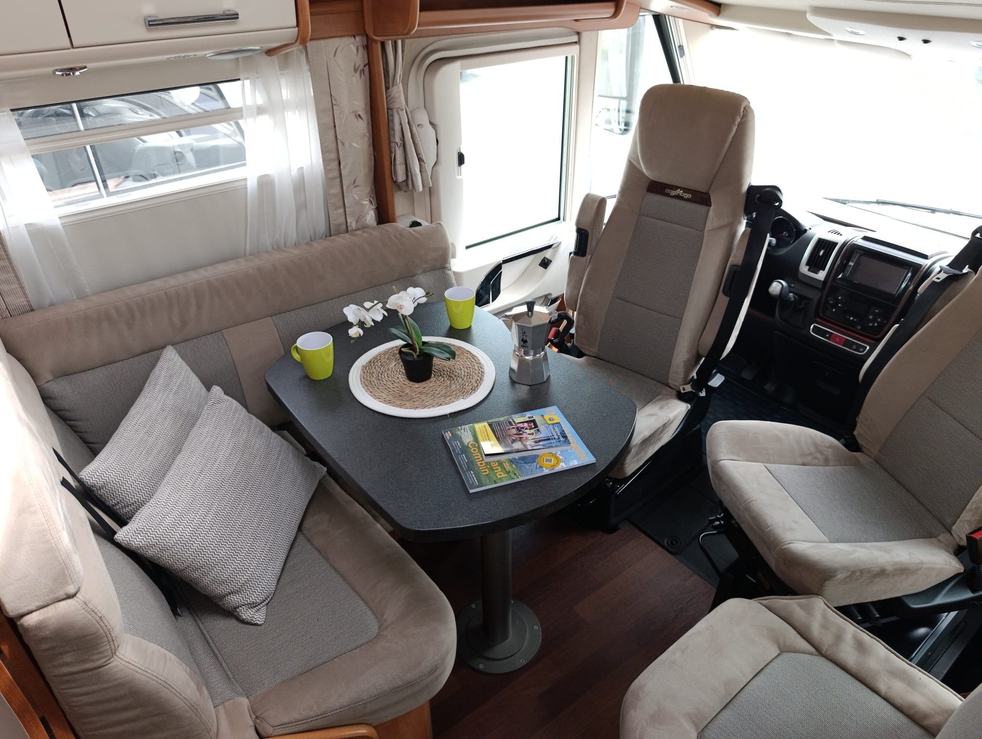 CARTHAGO C Tourer Sport I142 *** Premium Qualität mit vollen Komfort***Automat mit 177PS *5-Plätzer *Raumklima-image-12