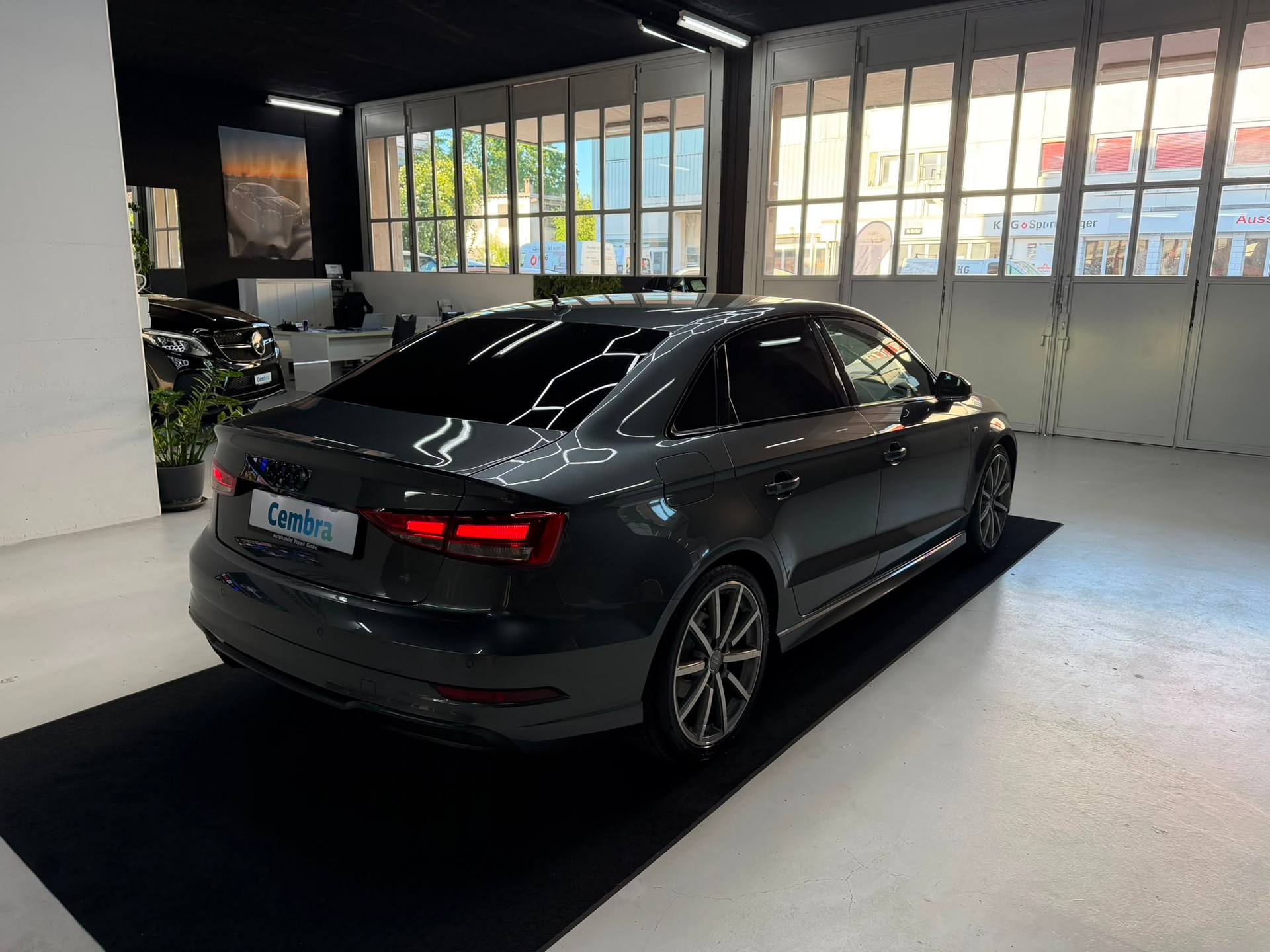 AUDI A3 Limousine 1.5 TFSI S-tronic S Line-image-12