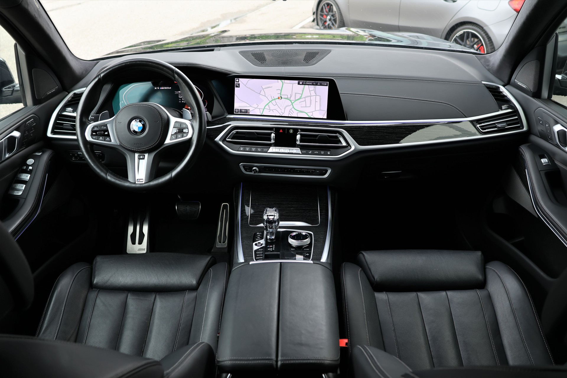 BMW X7 xDrive M50d Steptronic 7Plätzer + 3.5T AHK-image-17