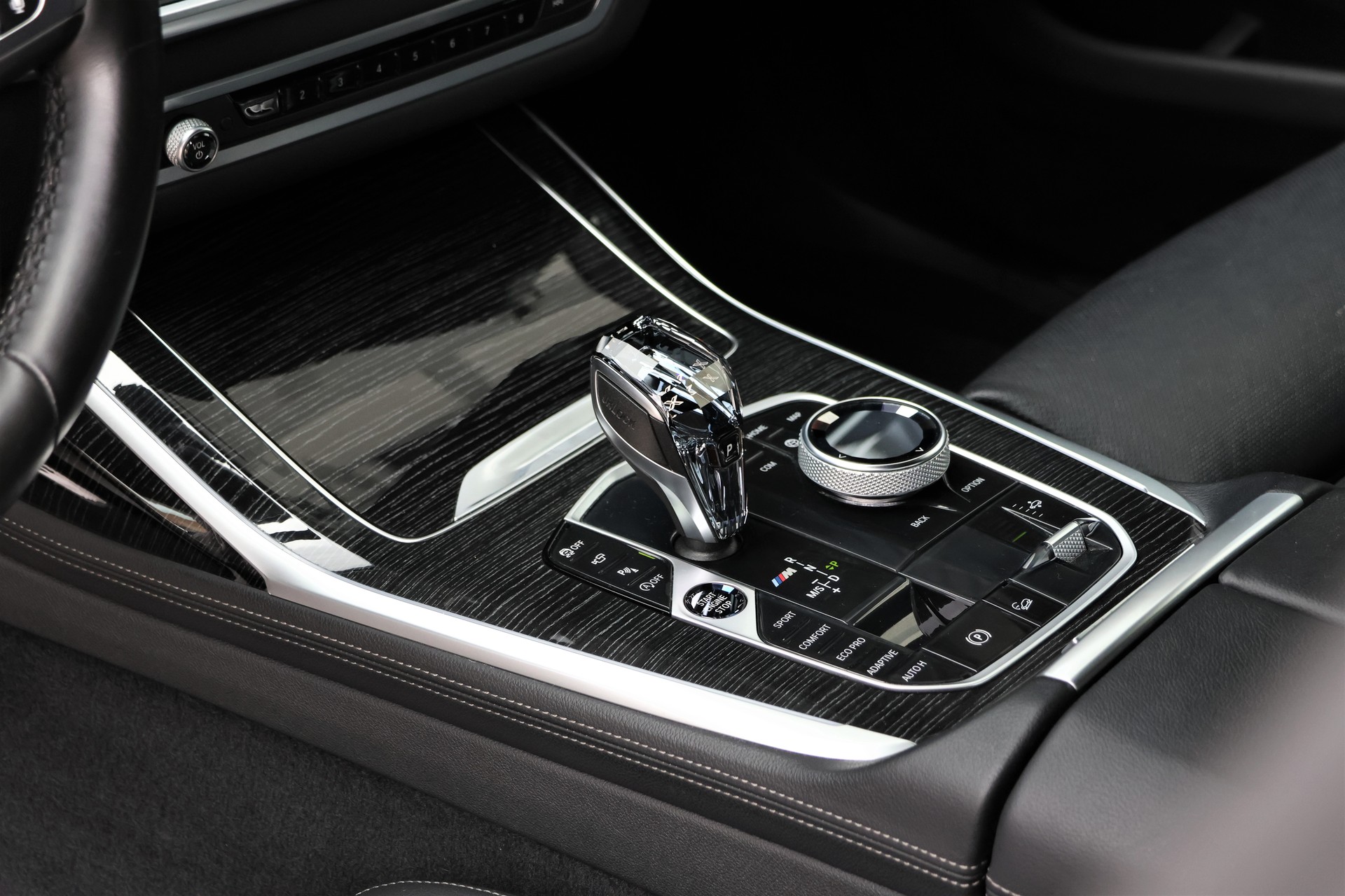 BMW X7 xDrive M50d Steptronic 7Plätzer + 3.5T AHK-image-10