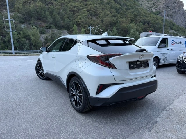 TOYOTA C-HR 1.2 Turbo Comfort 4WD Multidrive S-image-4