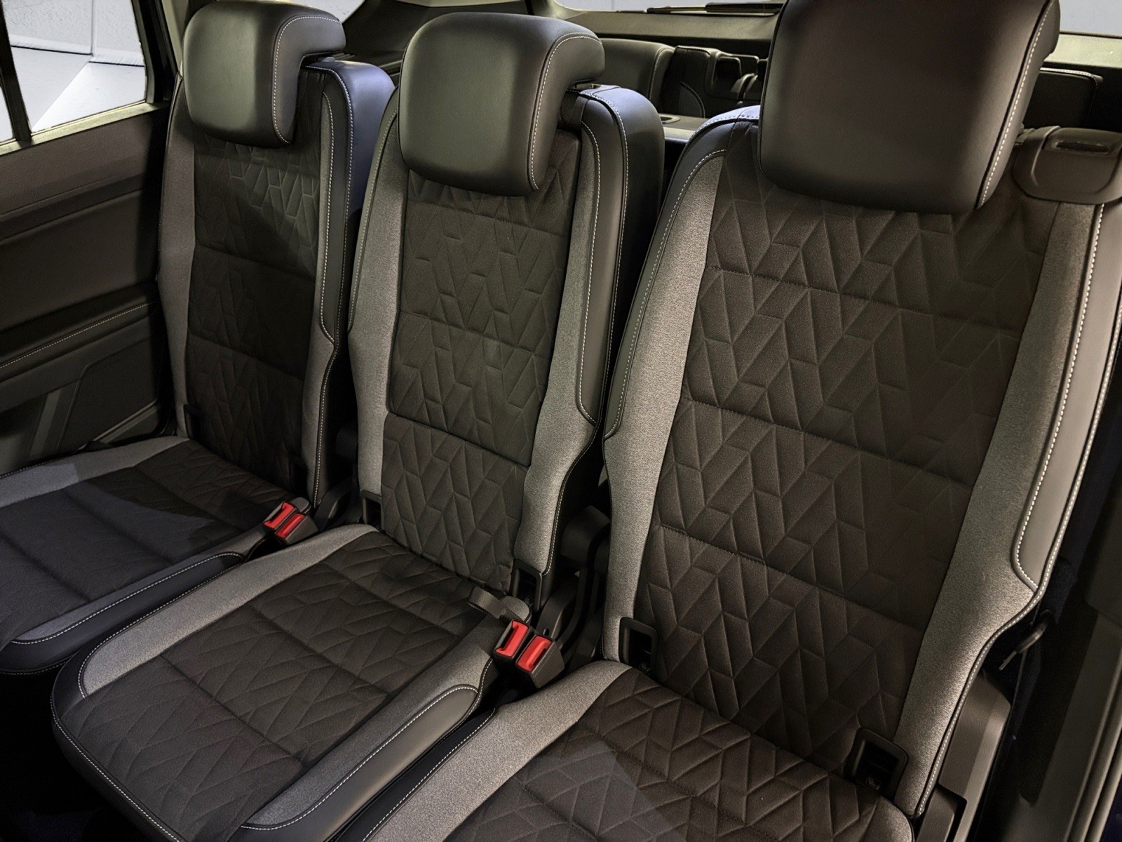 VW Touran 1.5 TSI EVO Comfortline DSG / 7 Places / Caméra de recul / Attelage / Garantie 5 ans ou 100'000 kms / 8 roues-image-14
