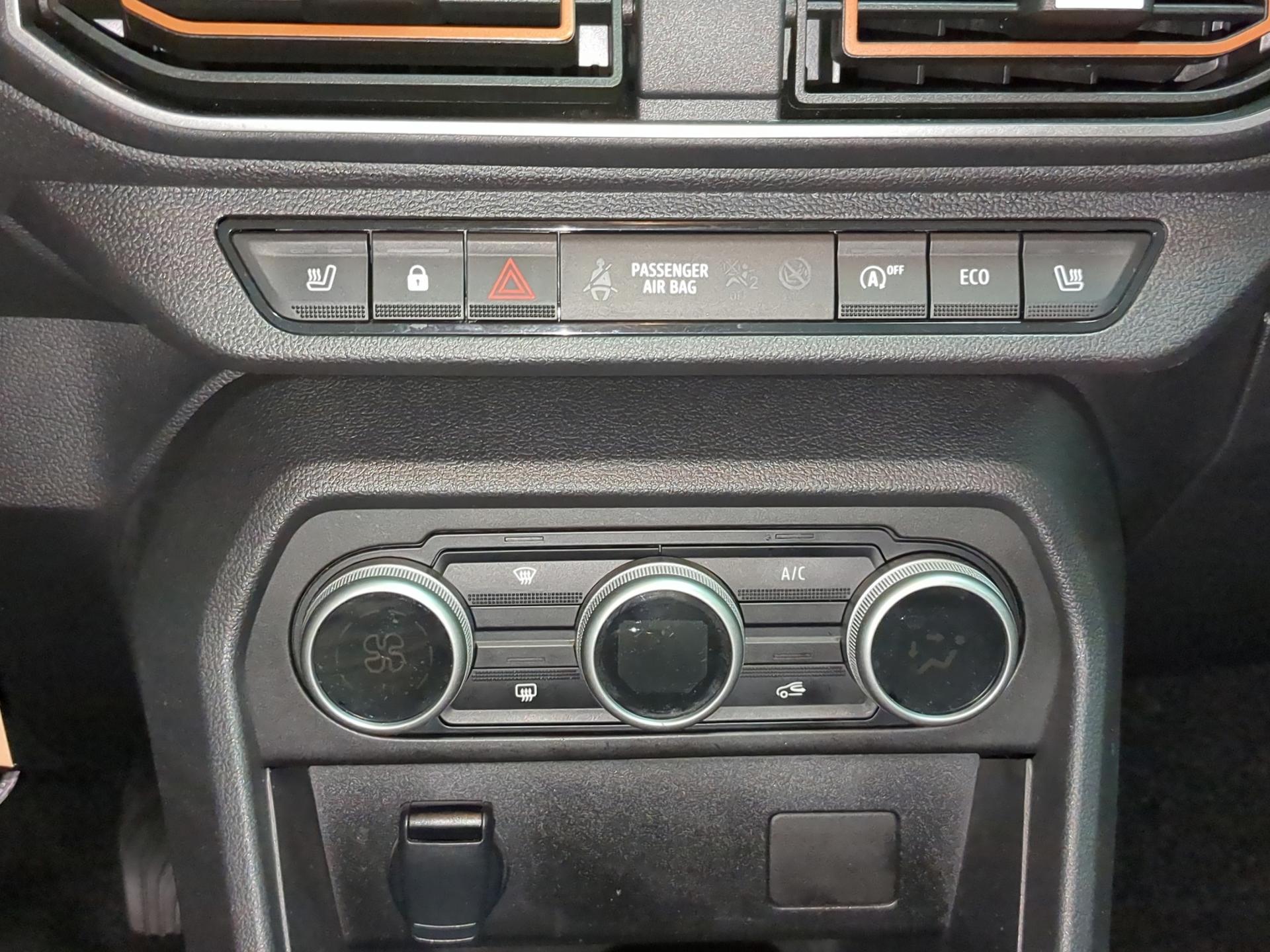 DACIA Sandero Stepway TCe 90 Expression CVT-image-19
