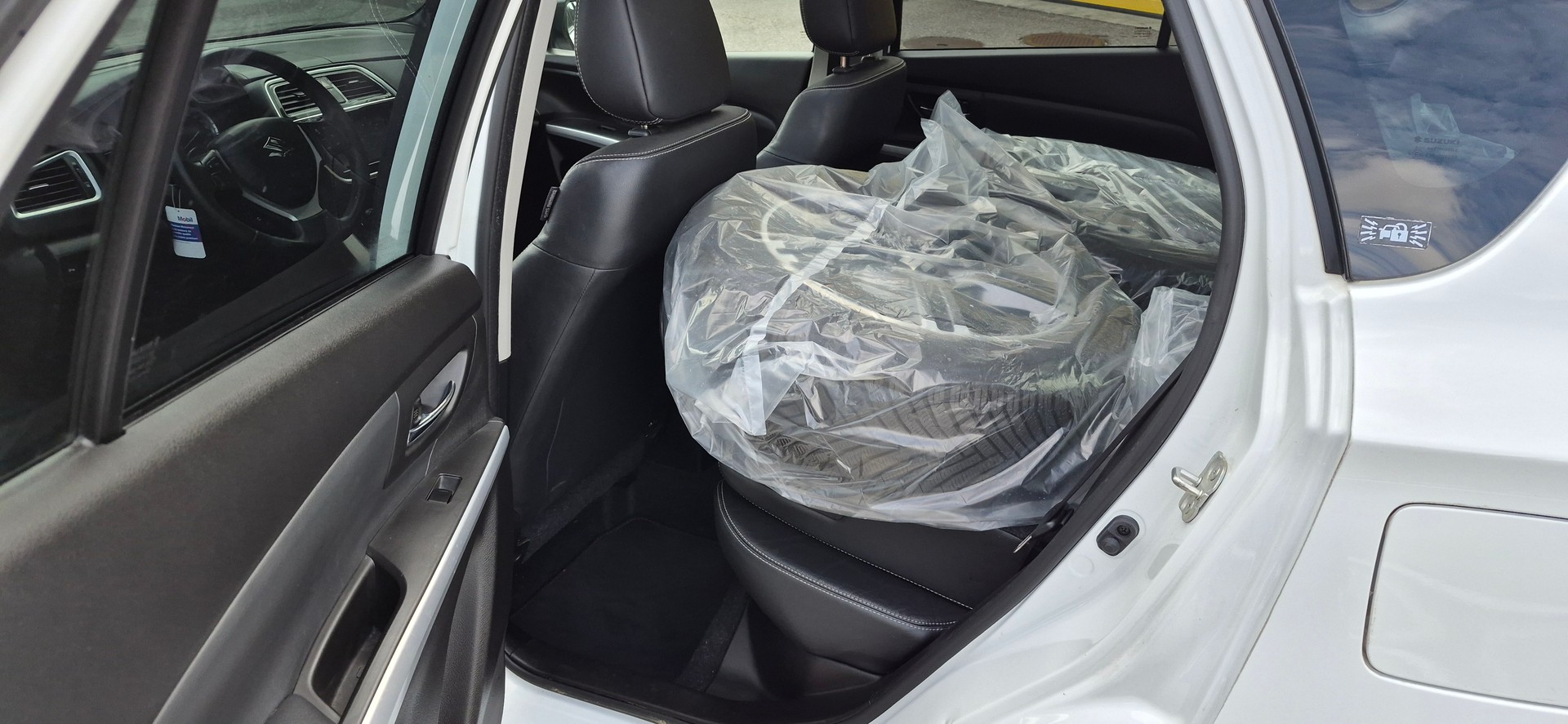 SUZUKI SX4 S-Cross 1.4 16V Compact Top 4WD Automatic-image-8