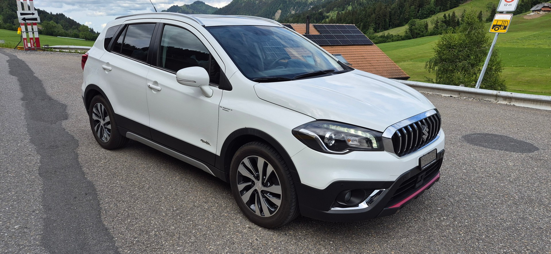 SUZUKI SX4 S-Cross 1.4 16V Compact Top 4WD Automatic-image-1