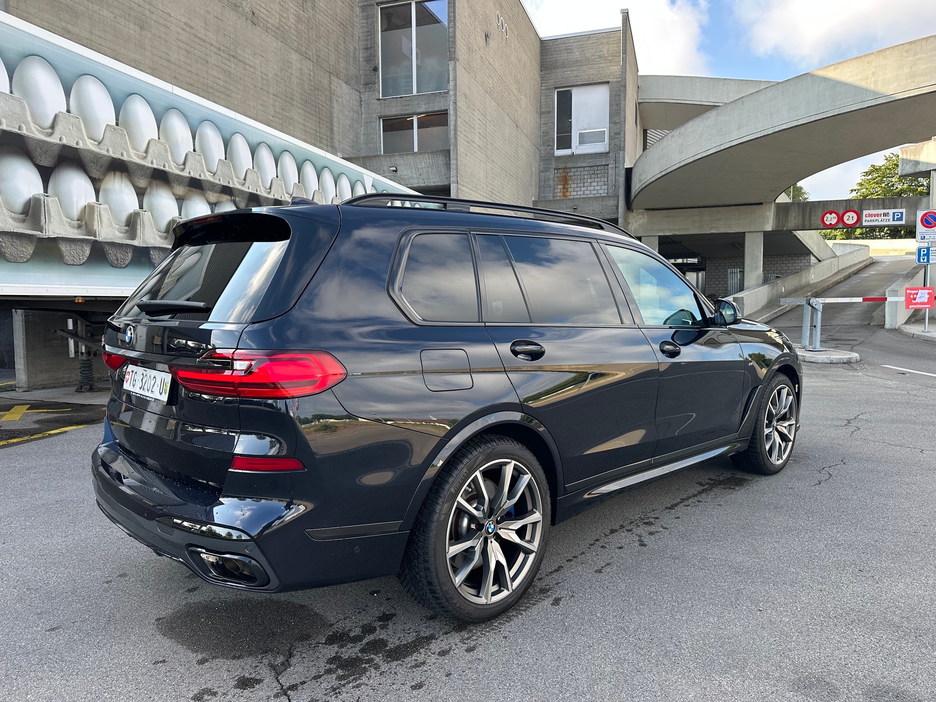 BMW X7 xDrive M50i Steptronic / 7-Pl / AHK / Garantie-image-7