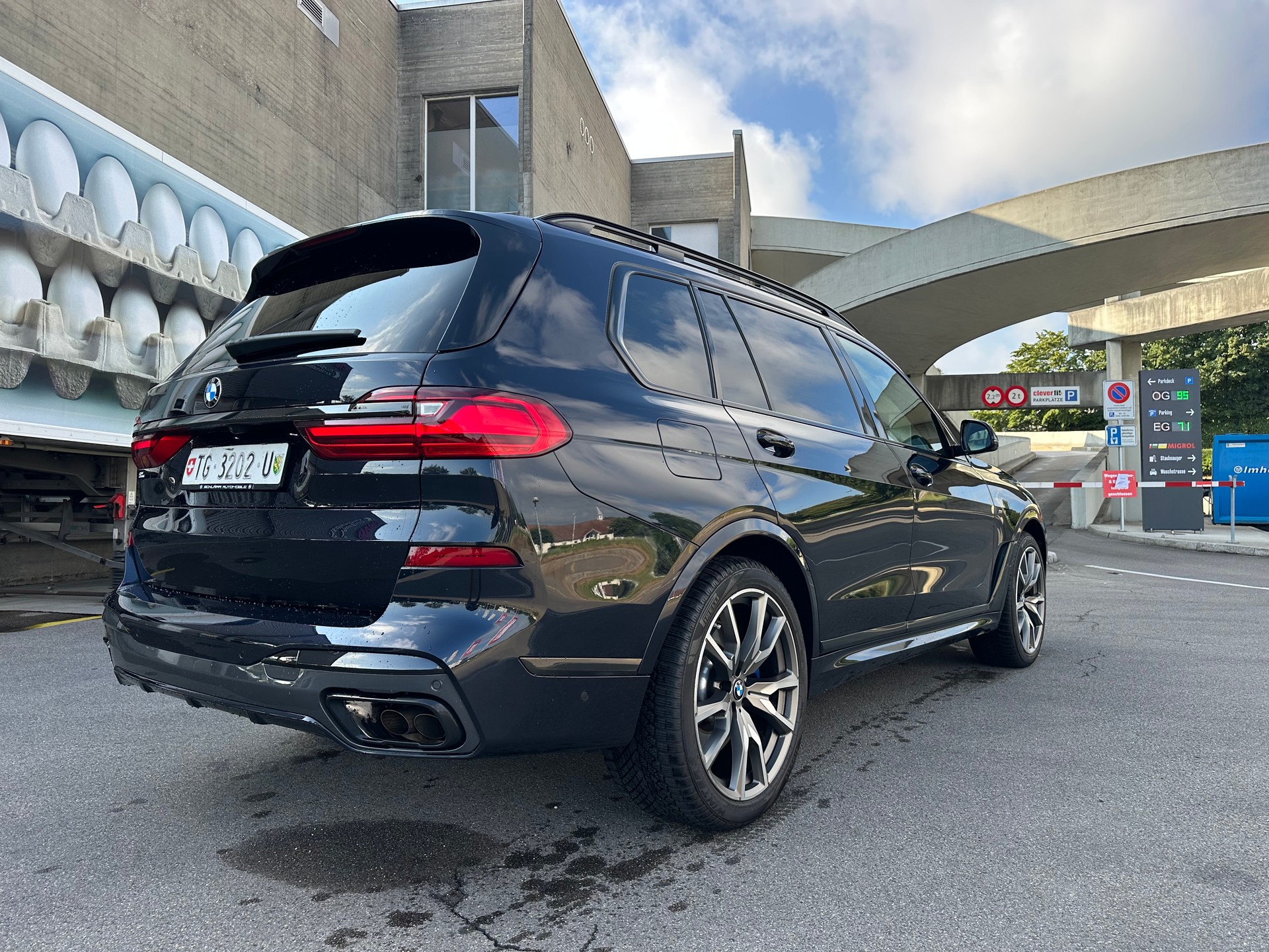 BMW X7 xDrive M50i Steptronic / 7-Pl / AHK / Garantie-image-6