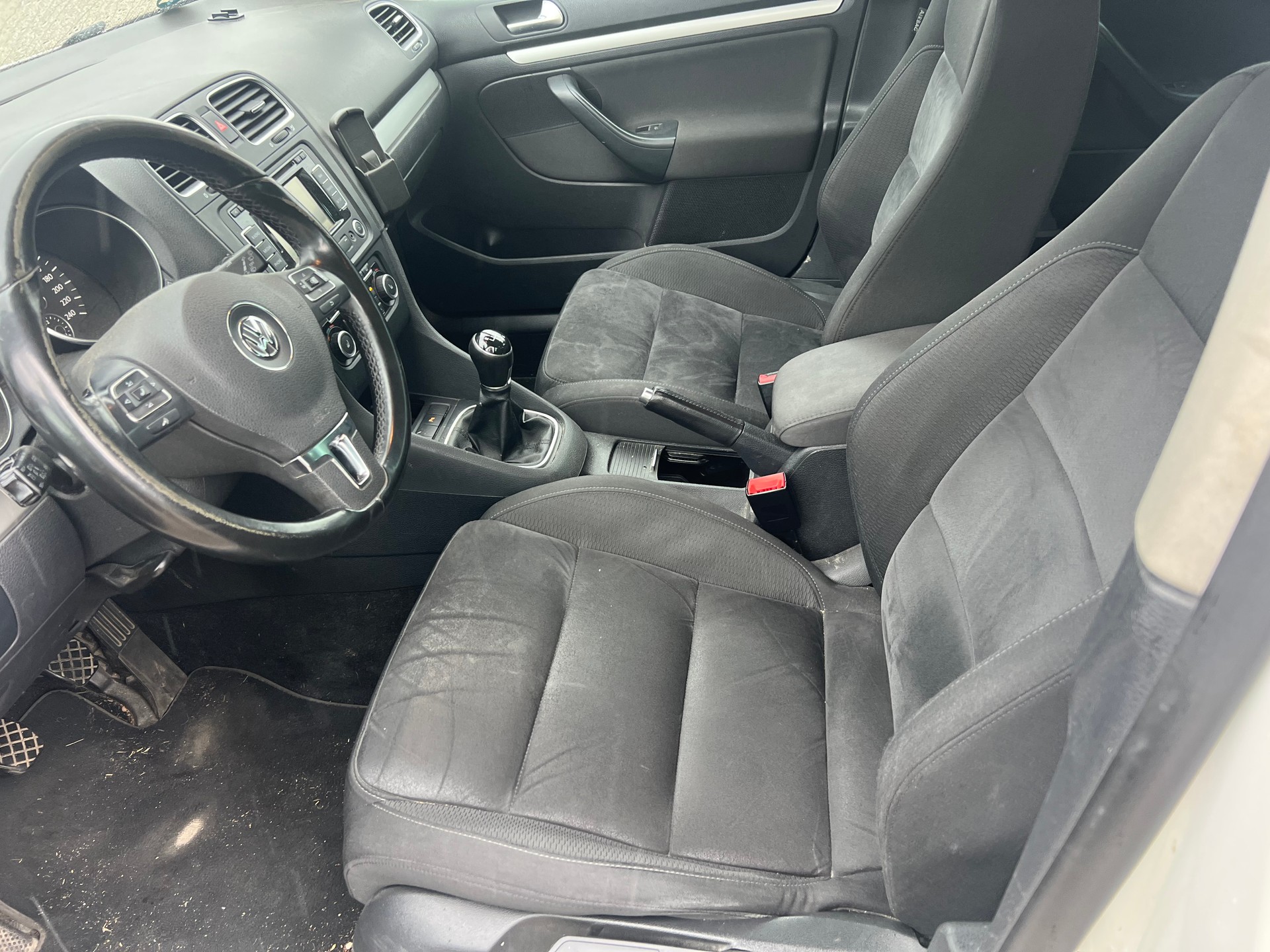 VW Golf Variant 2.0 TDI Team-image-7