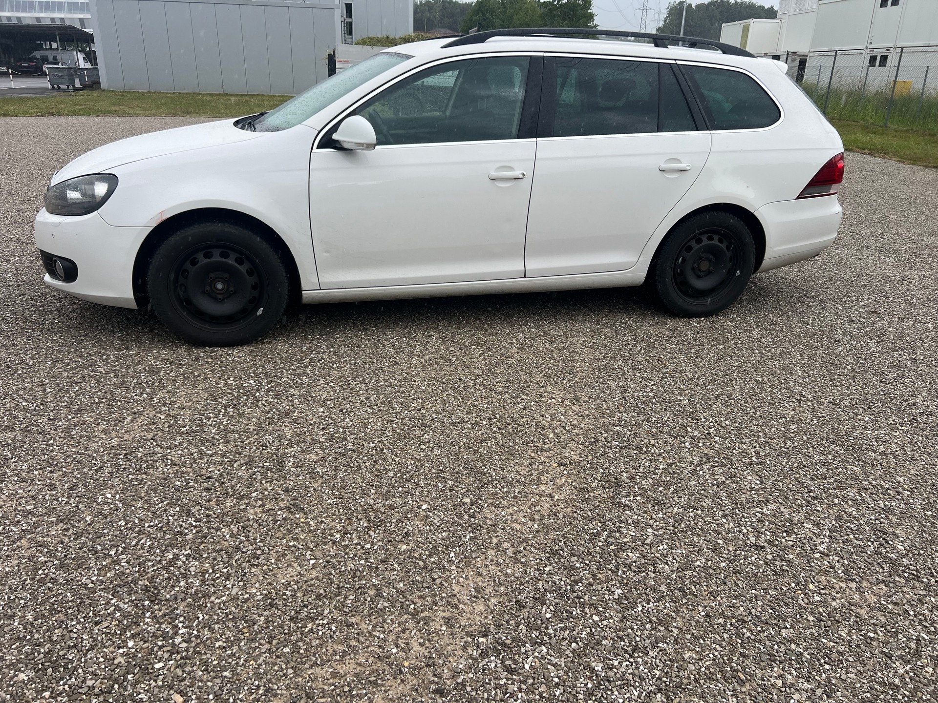 VW Golf Variant 2.0 TDI Team-image-4