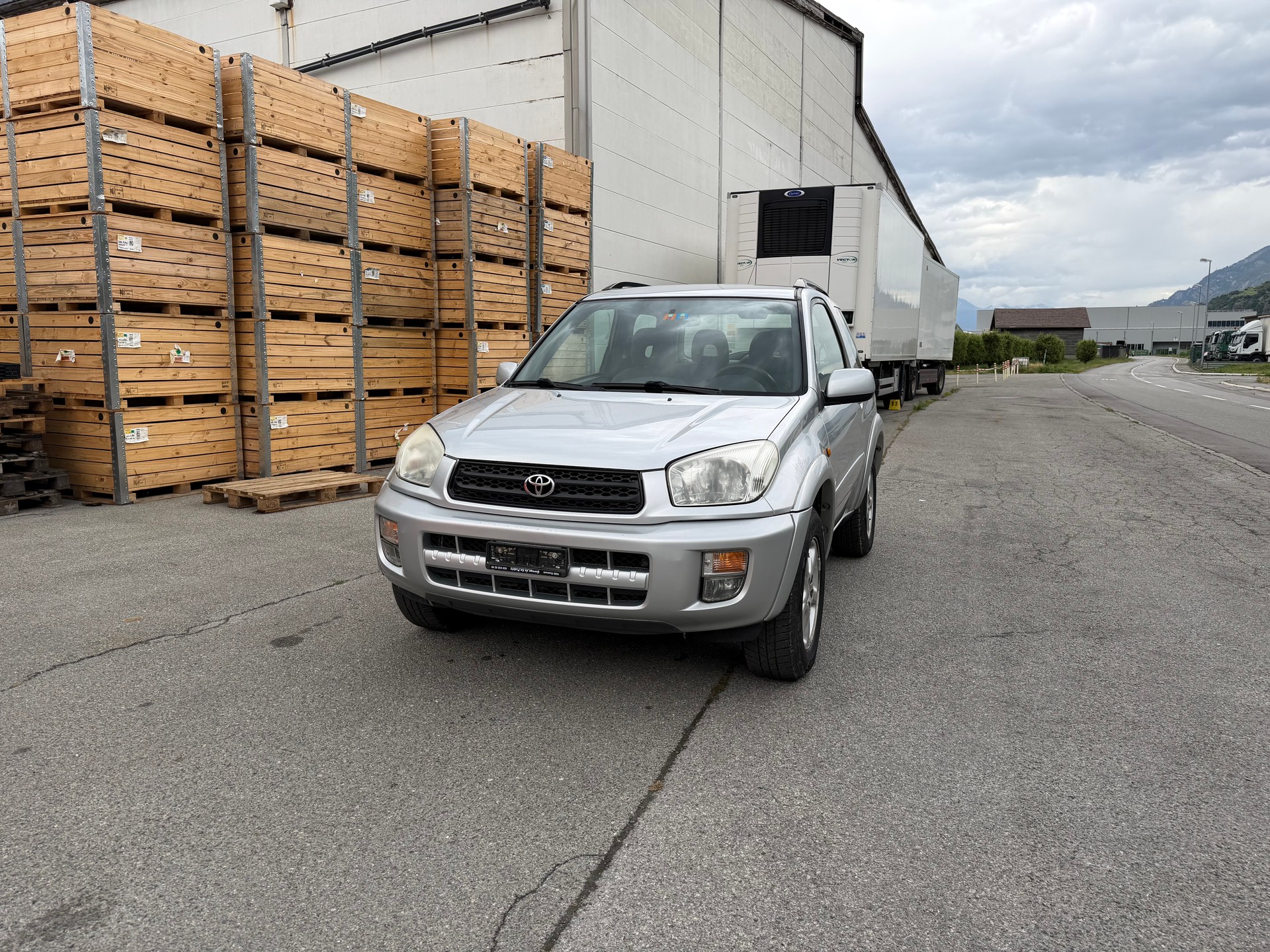 TOYOTA RAV-4 2.0 16V Mountain-image-0