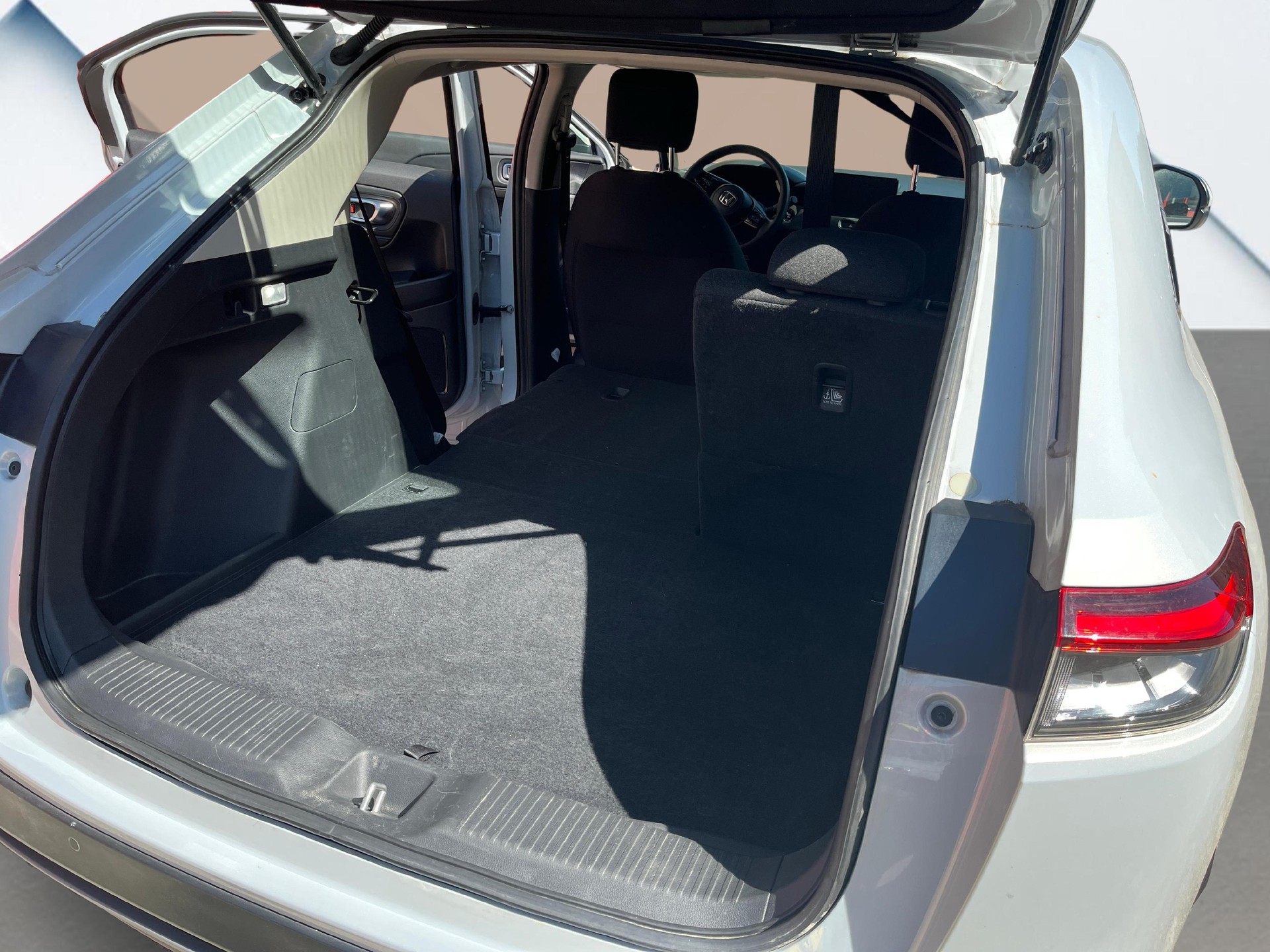 HONDA HR-V 1.5 i-MMD Elegance (Vollhybrid-image-13