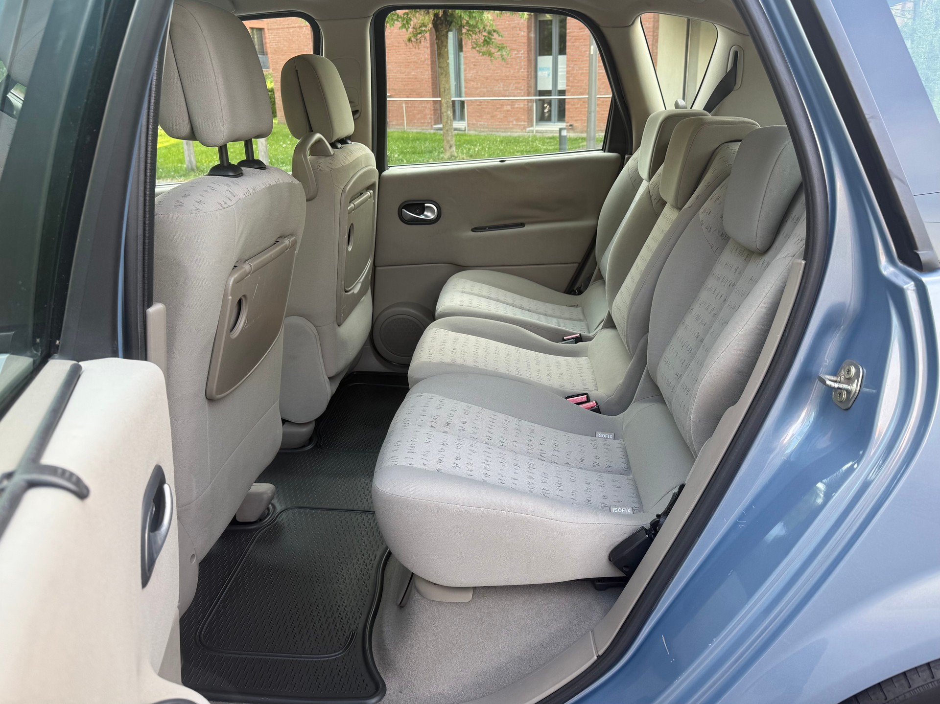 RENAULT Scénic 2.0 16V Fairway-image-16