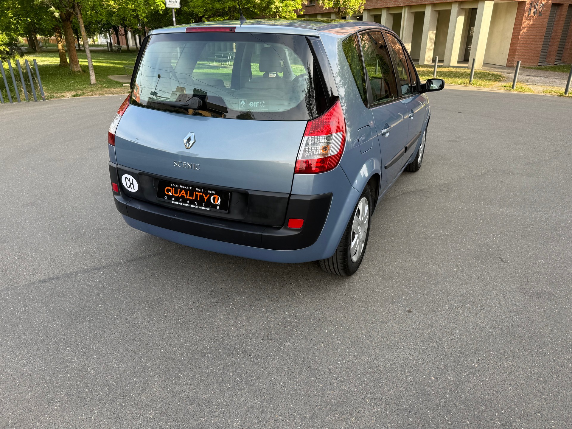 RENAULT Scénic 2.0 16V Fairway-image-8