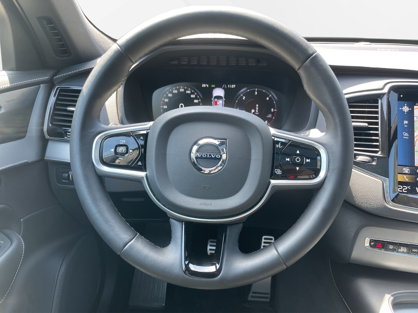 VOLVO XC90 2.0 B5 MH R-Design 7P. AWD-image-11