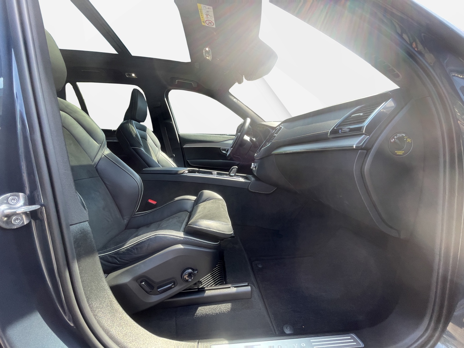 VOLVO XC90 2.0 B5 MH R-Design 7P. AWD-image-16