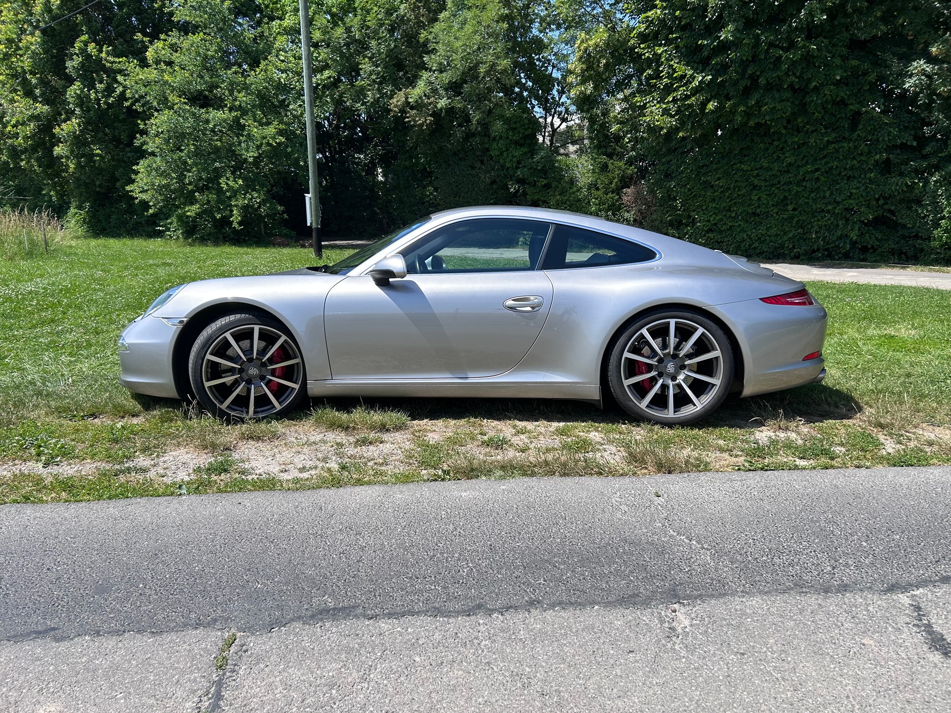 PORSCHE Carrera S-image-1