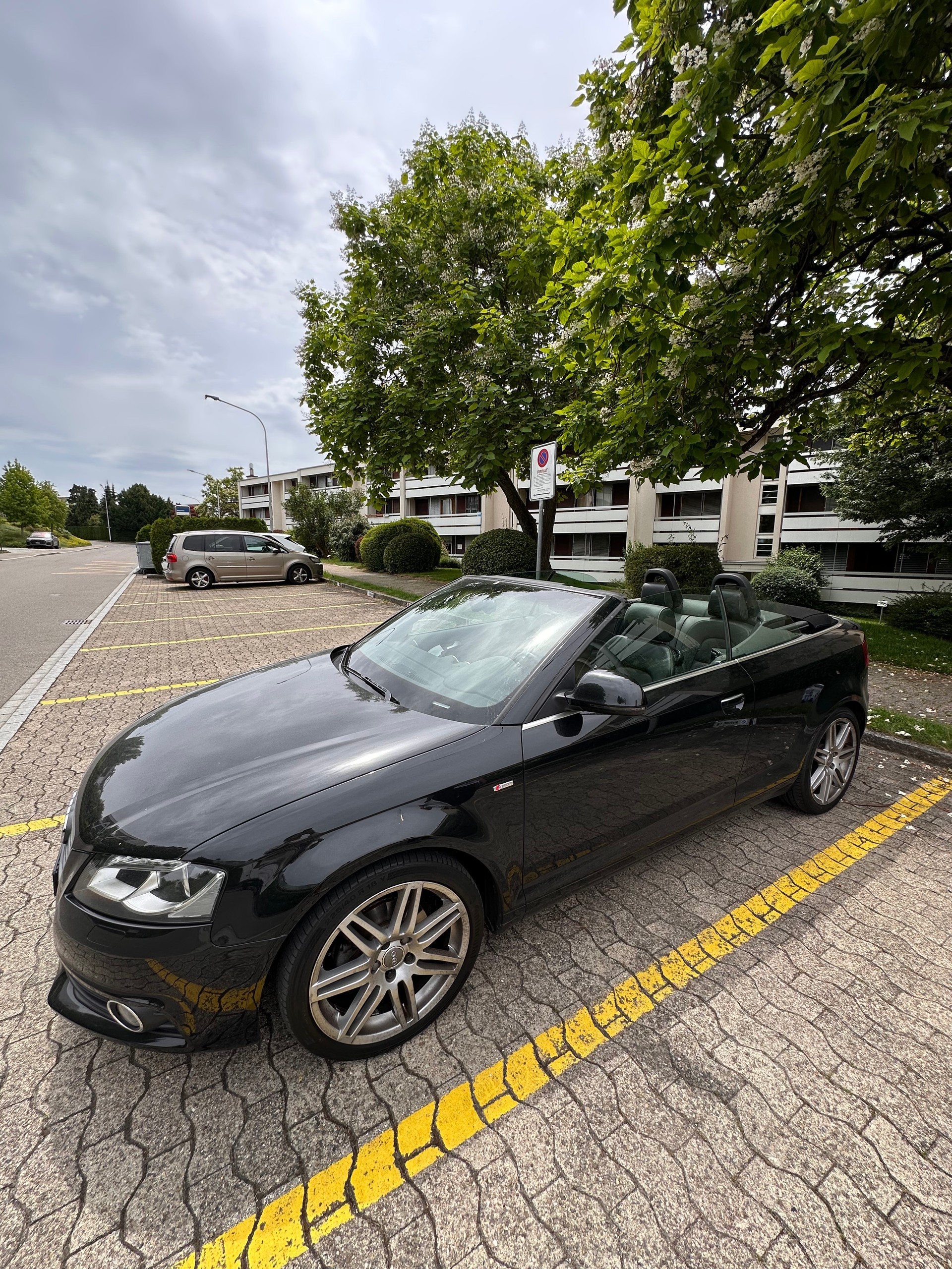 AUDI 1.8 16V T FSI Attraction S-Tr-image-0
