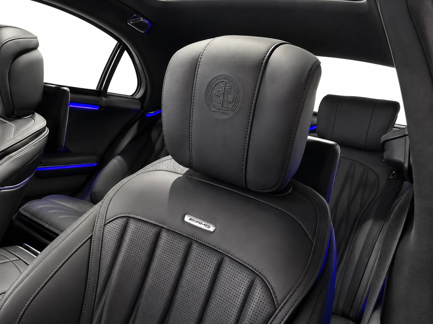 MERCEDES-BENZ S 63 V8 AMG E Performance 4matic+ lang CH FAHRZEUG-image-10
