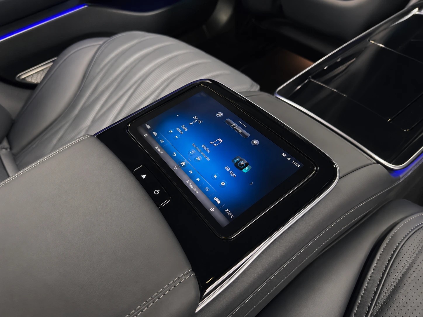 MERCEDES-BENZ S 63 V8 AMG E Performance 4matic+ lang CH FAHRZEUG-image-21