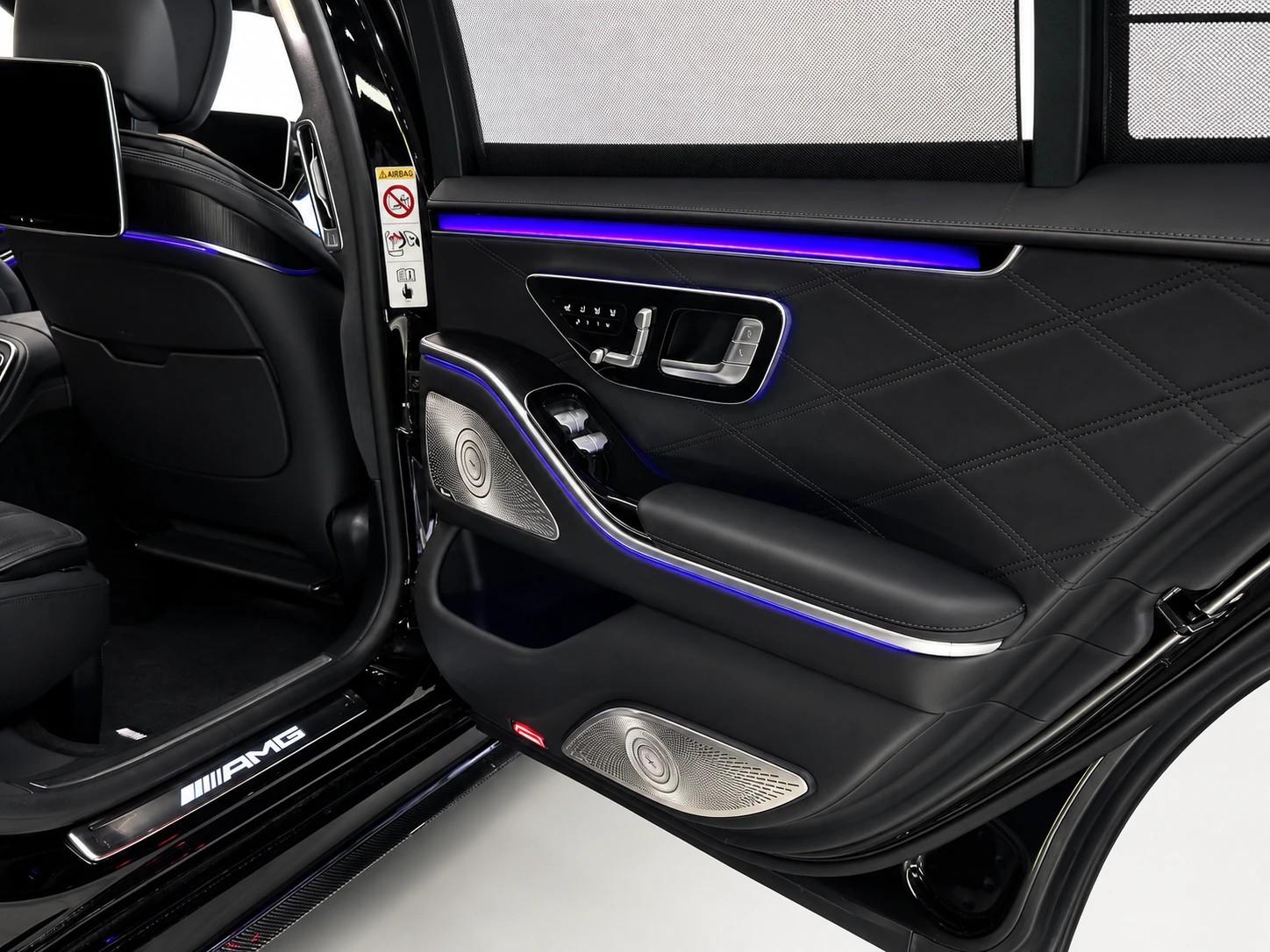 MERCEDES-BENZ S 63 V8 AMG E Performance 4matic+ lang CH FAHRZEUG-image-14