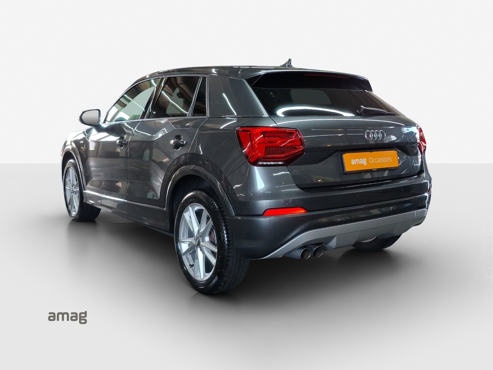 AUDI Q2 2.0 TFSI quattro S-tronic-image-2