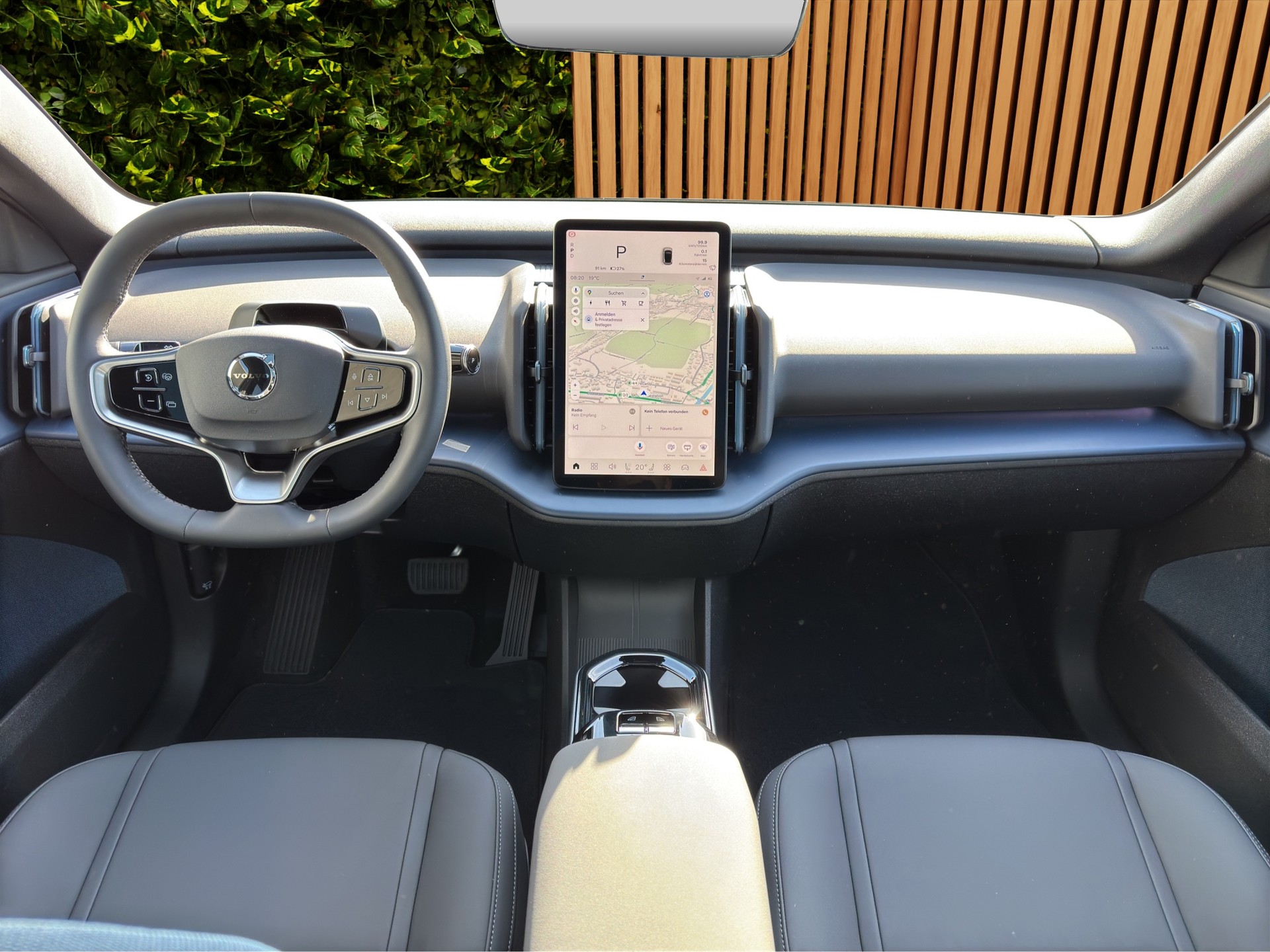 VOLVO EX30 E60 Twin Ultra Performance AWD-image-9