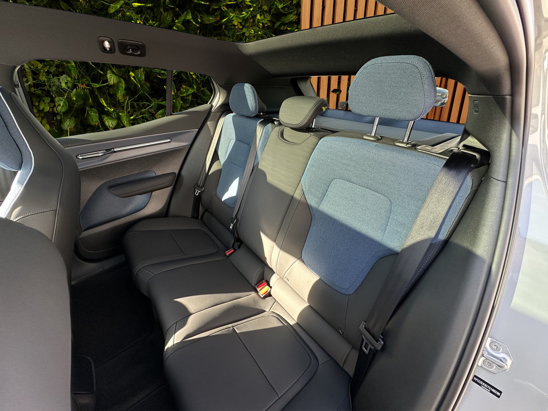 VOLVO EX30 E60 Twin Ultra Performance AWD-image-14