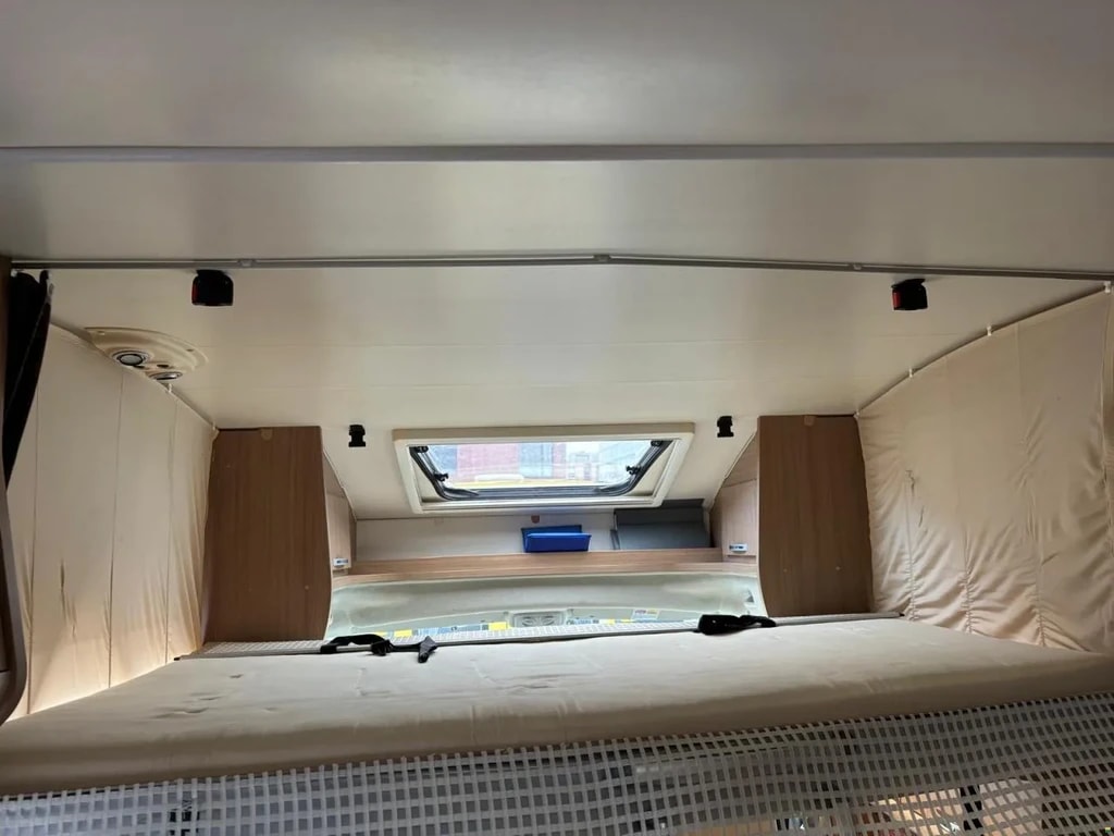 SUN LIVING M 46 SP***Premium-Ausstattung & zum unschlagbaren Preis***Schaltgetriebe 150PS *4 Plätzer *Radio *Doppelbett im Heck *Hubbett*-image-14
