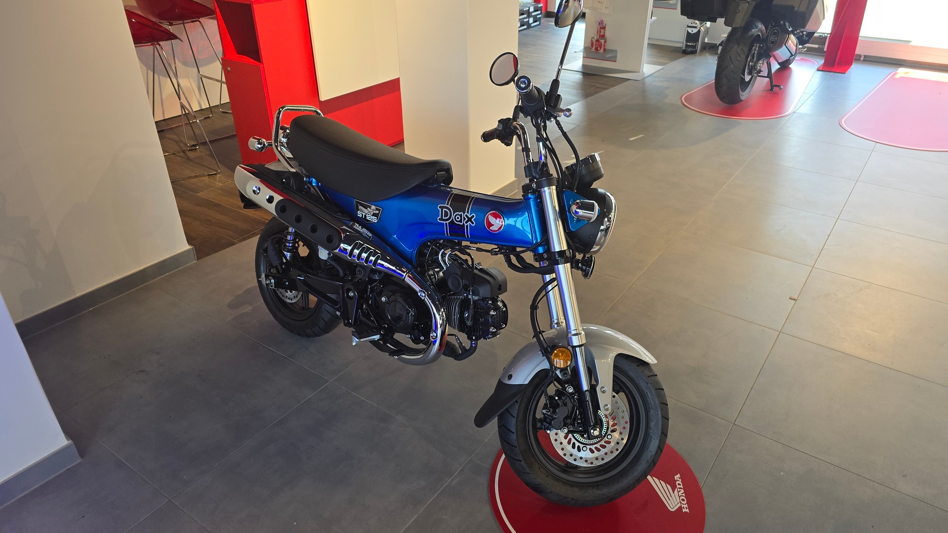 HONDA St 125 Dax-image-1