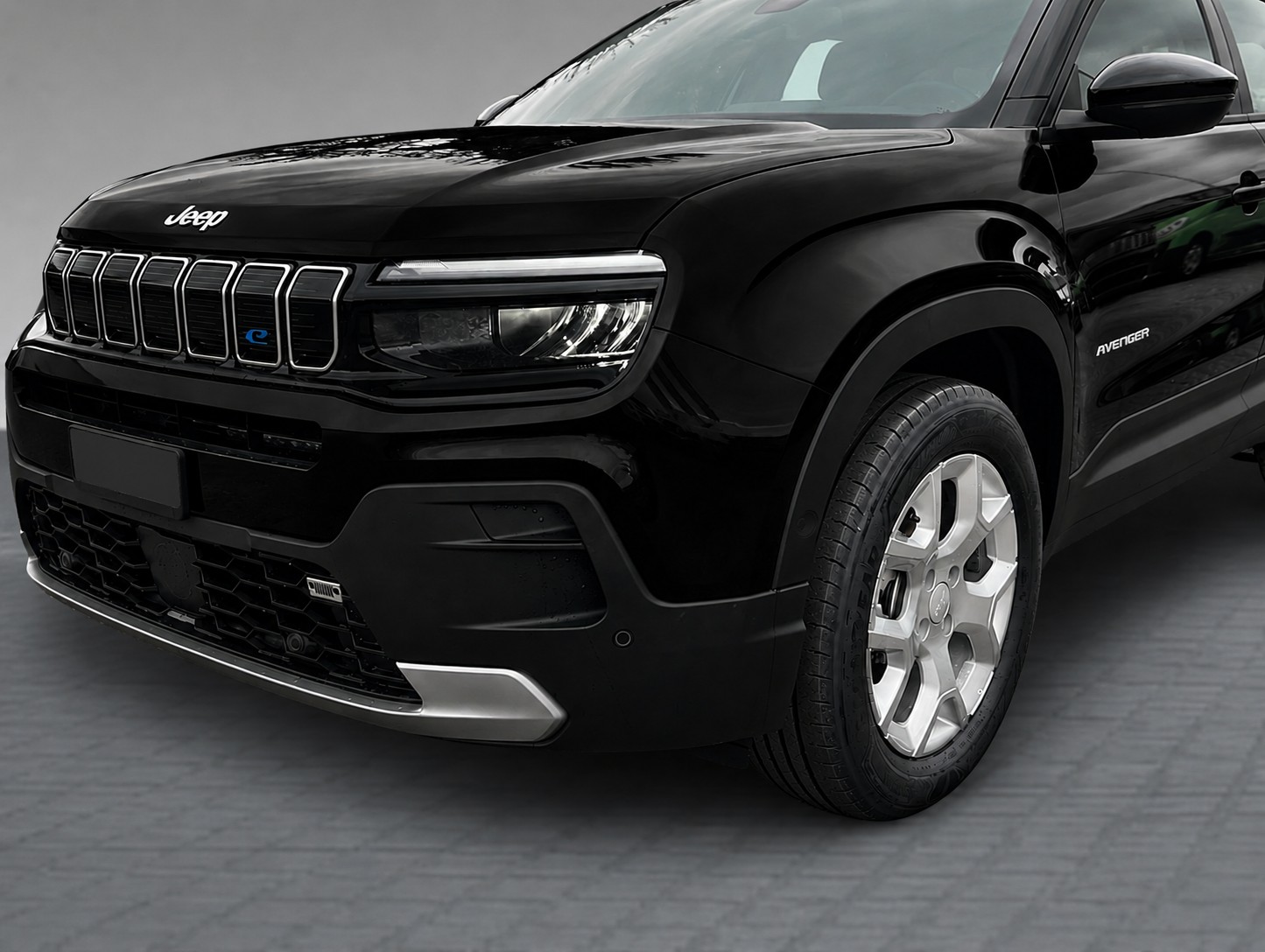 JEEP Avenger 54kWh Altitude Plus-image-1