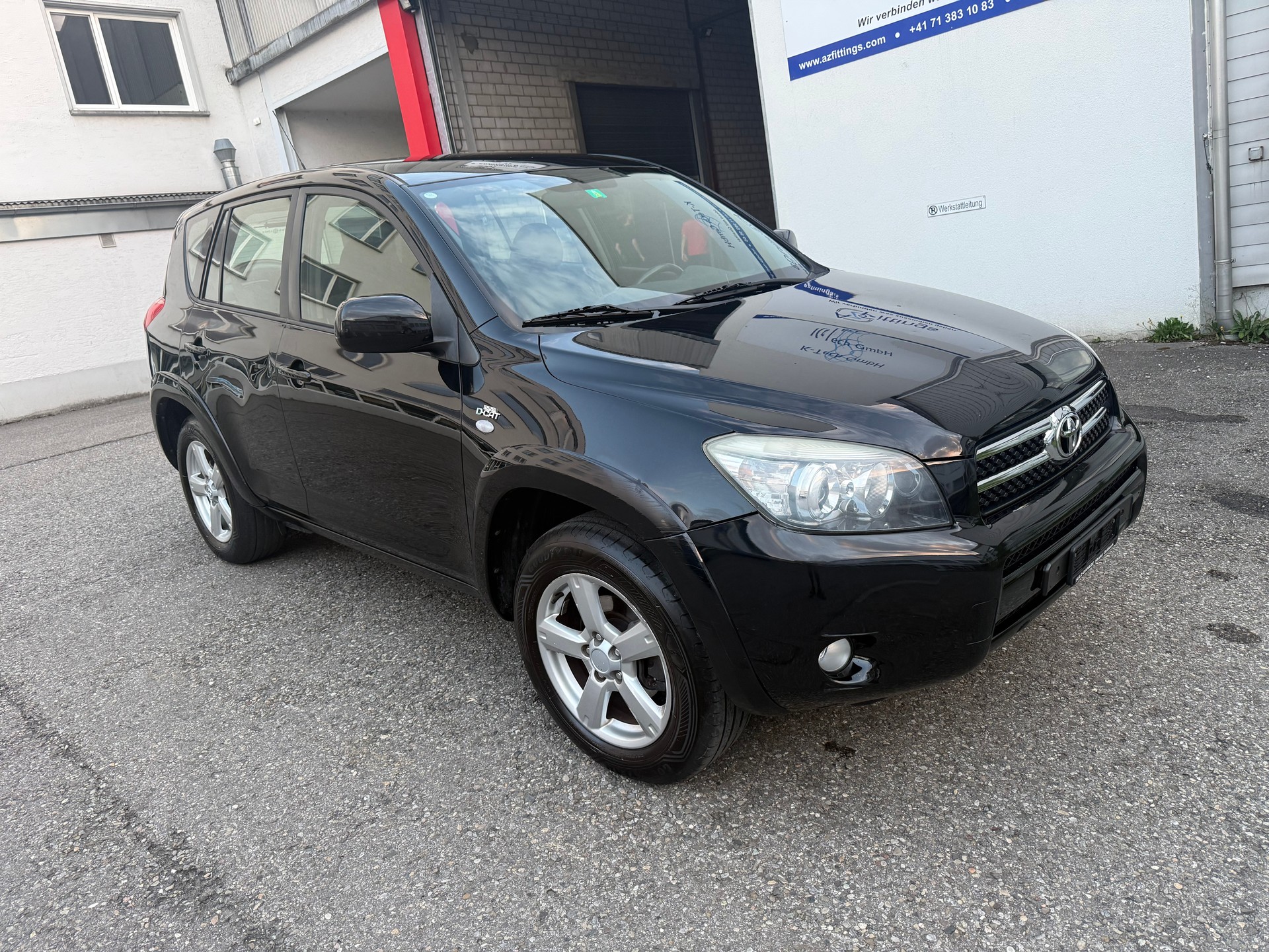 TOYOTA RAV-4 2.2D-4 D CleanPower Linea Sol-image-1