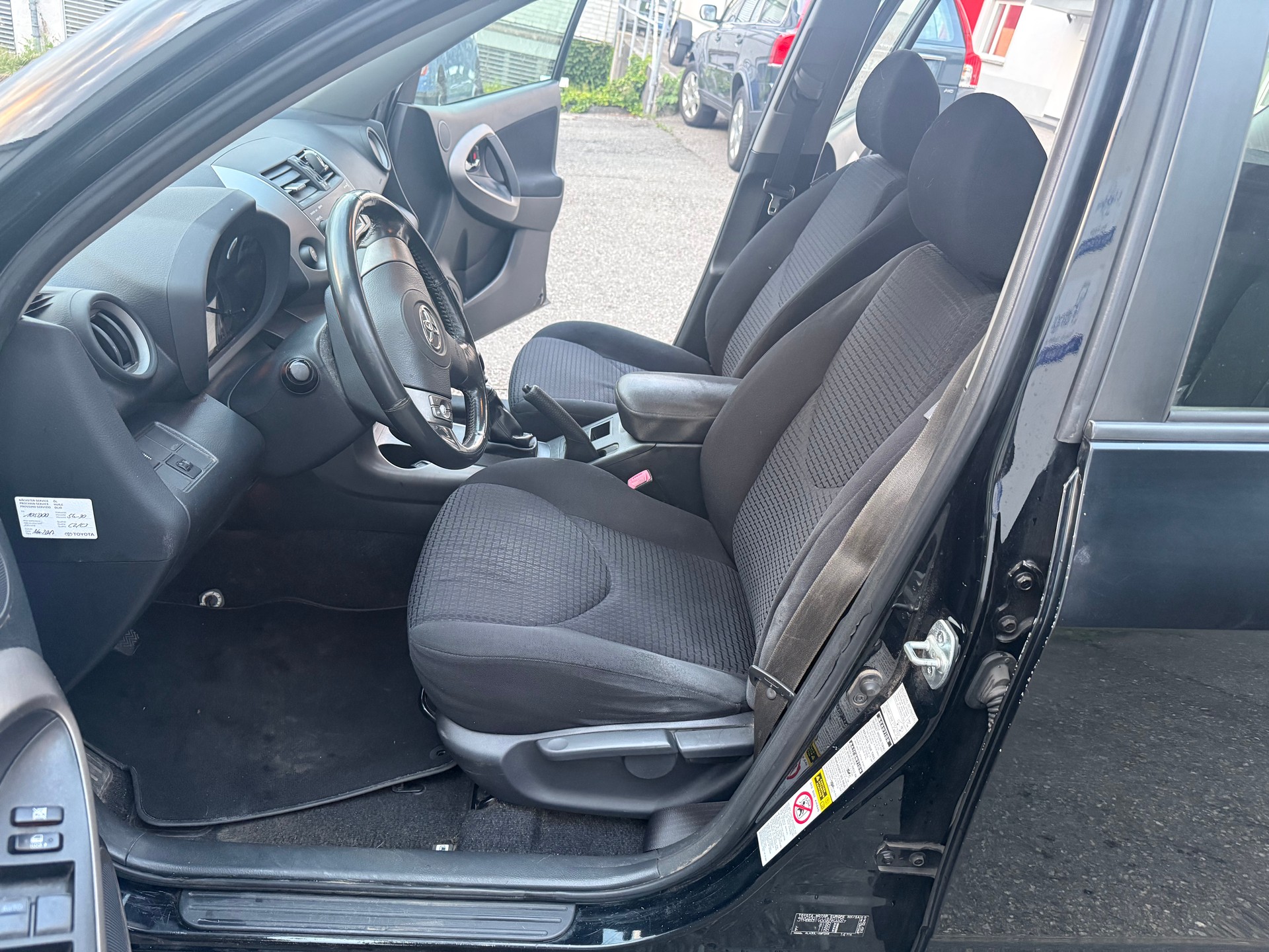 TOYOTA RAV-4 2.2D-4 D CleanPower Linea Sol-image-6