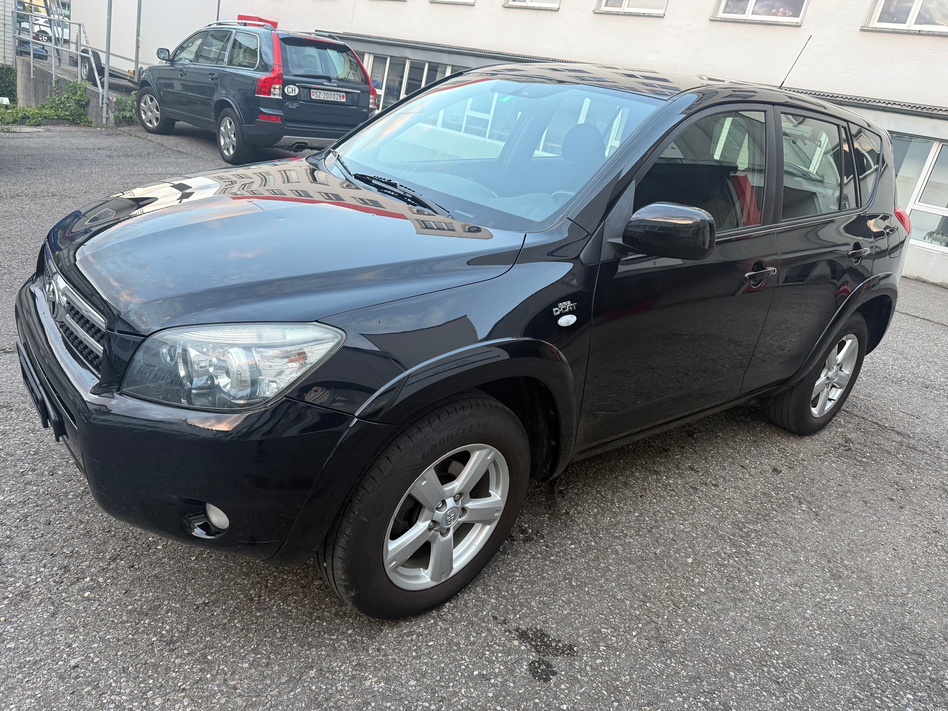 TOYOTA RAV-4 2.2D-4 D CleanPower Linea Sol-image-2