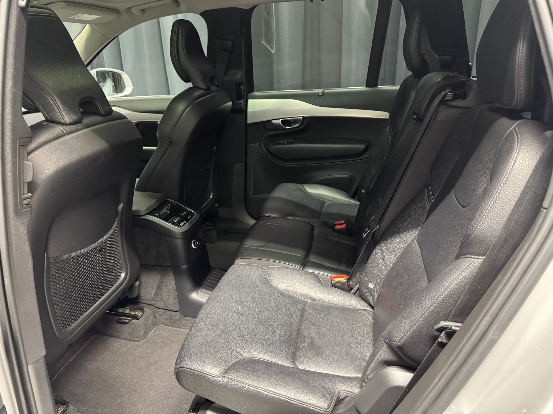 VOLVO XC90 T8 eAWD Inscription Geartronic (40)-image-7