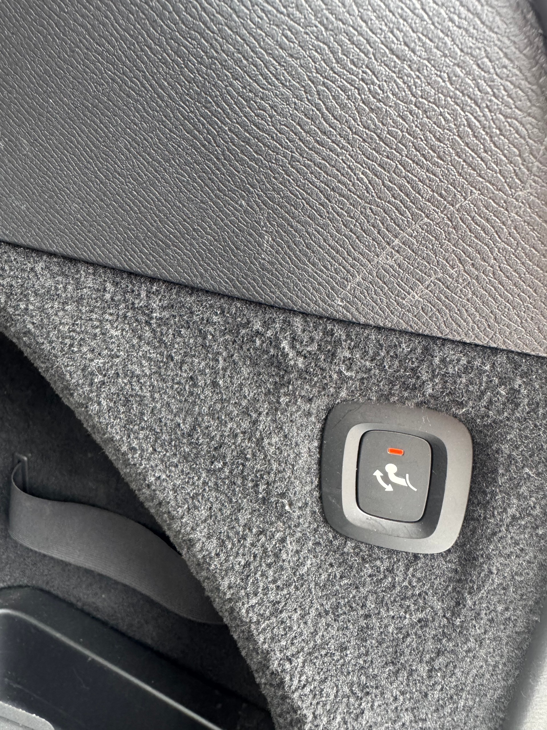 VOLVO XC90 T8 eAWD Inscription Geartronic (40)-image-23