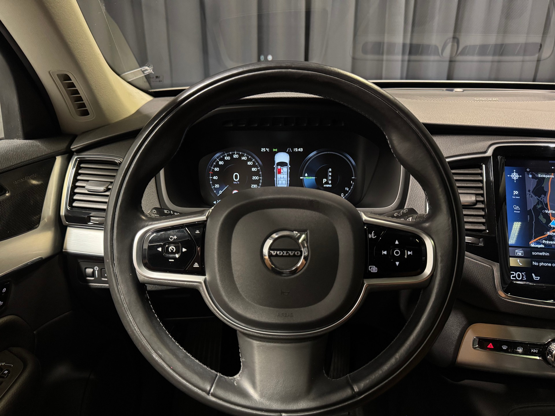 VOLVO XC90 T8 eAWD Inscription Geartronic (40)-image-11