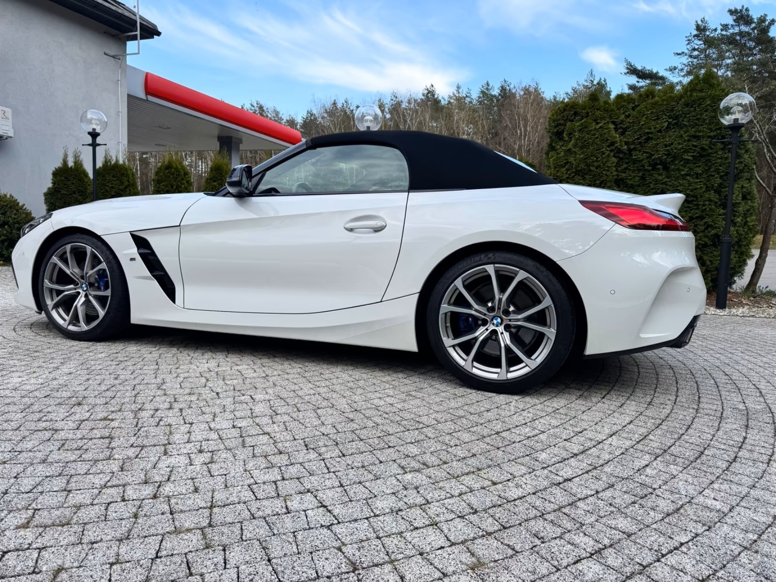 BMW M40i-image-0