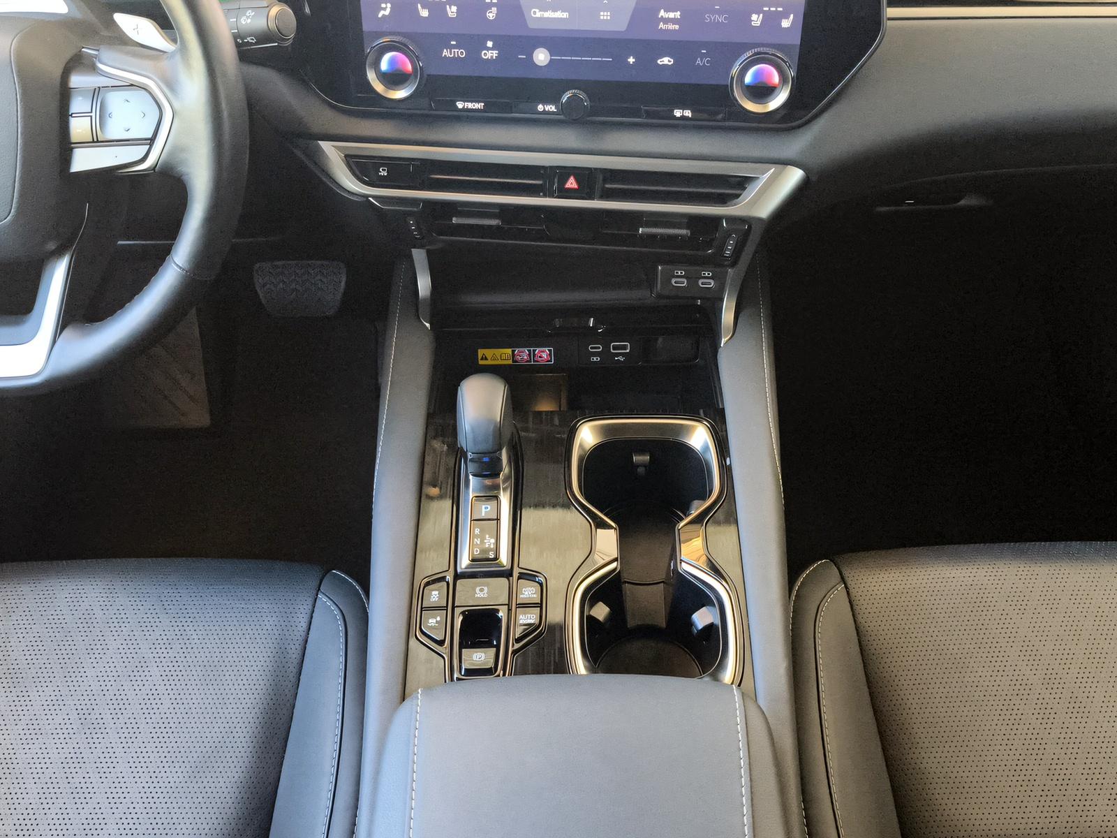 LEXUS RX 450h+ Comfort-image-13
