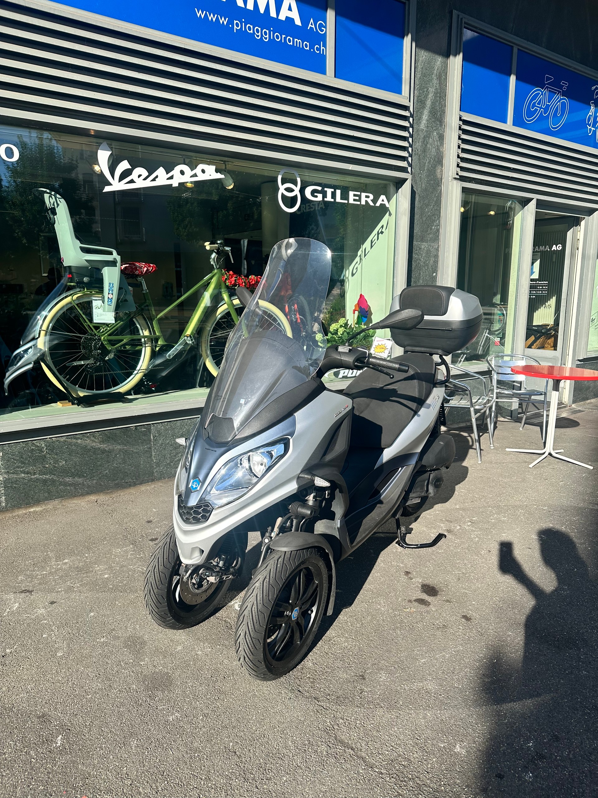 PIAGGIO MP3 300-image-2