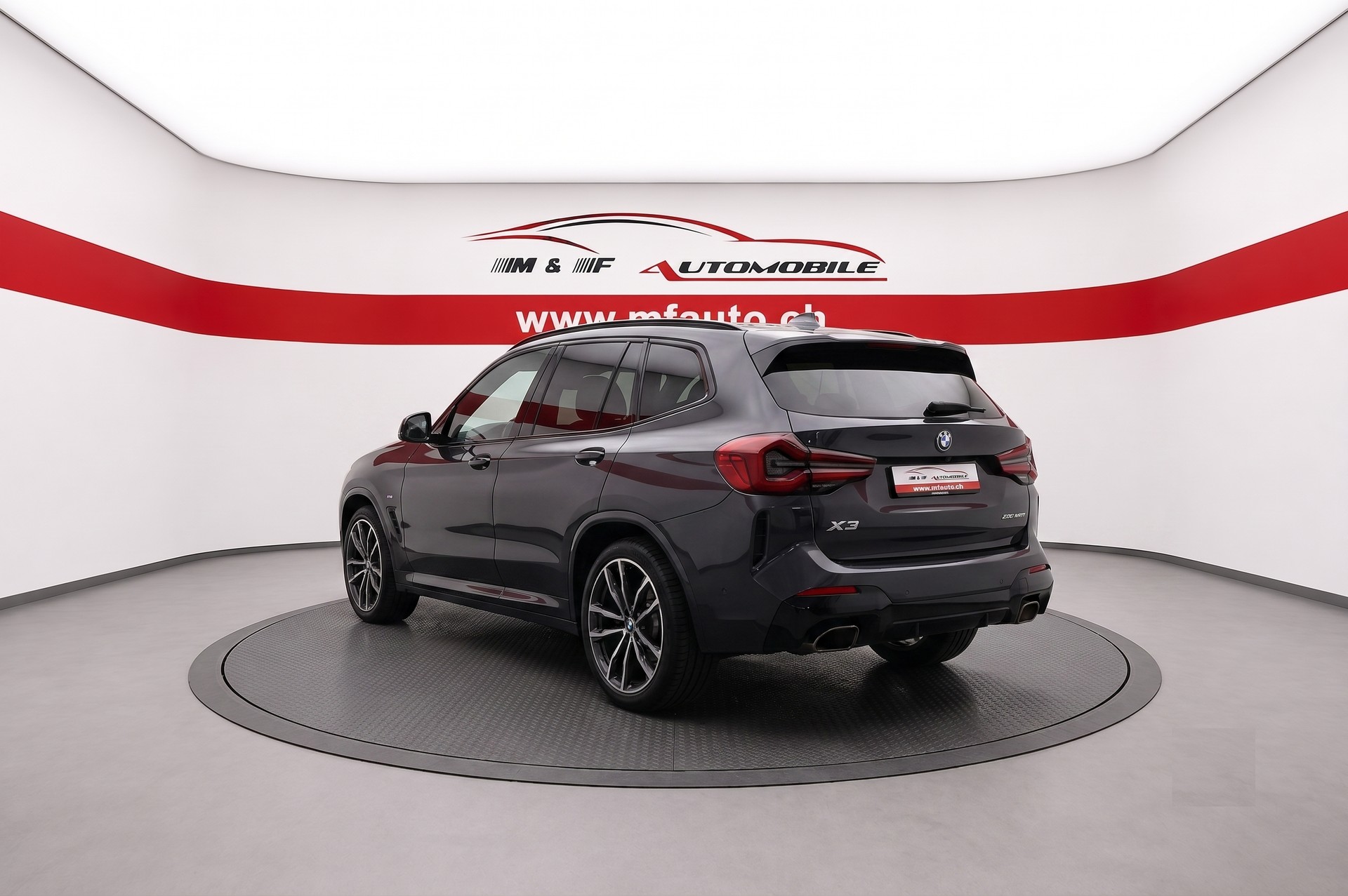 BMW X3 30e xDrive CH FAHRZEUG-image-3