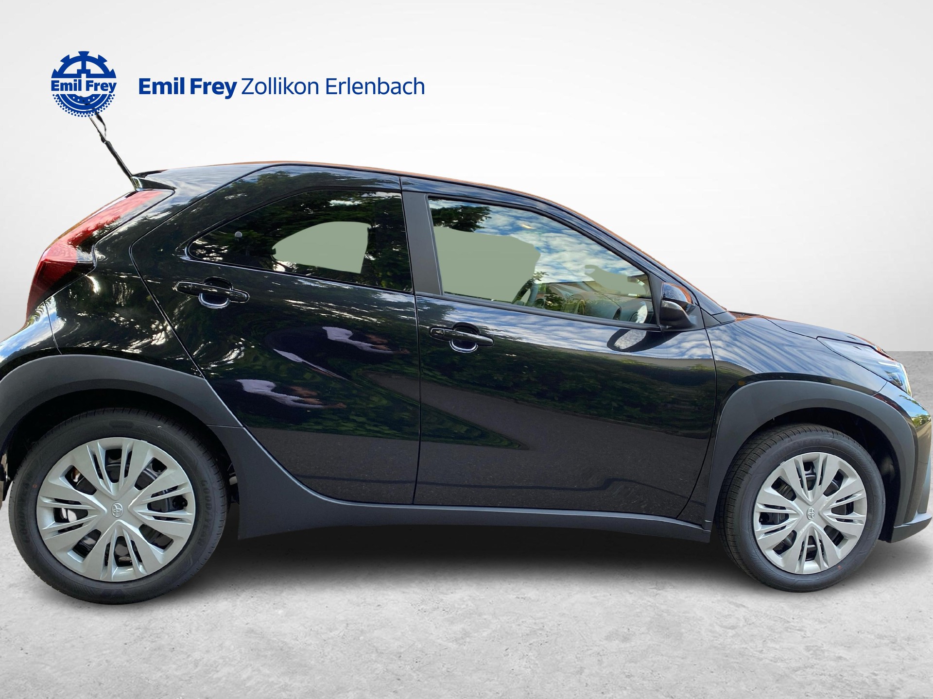 TOYOTA Aygo X 1.5 VVT-i HSD Comfort-image-5
