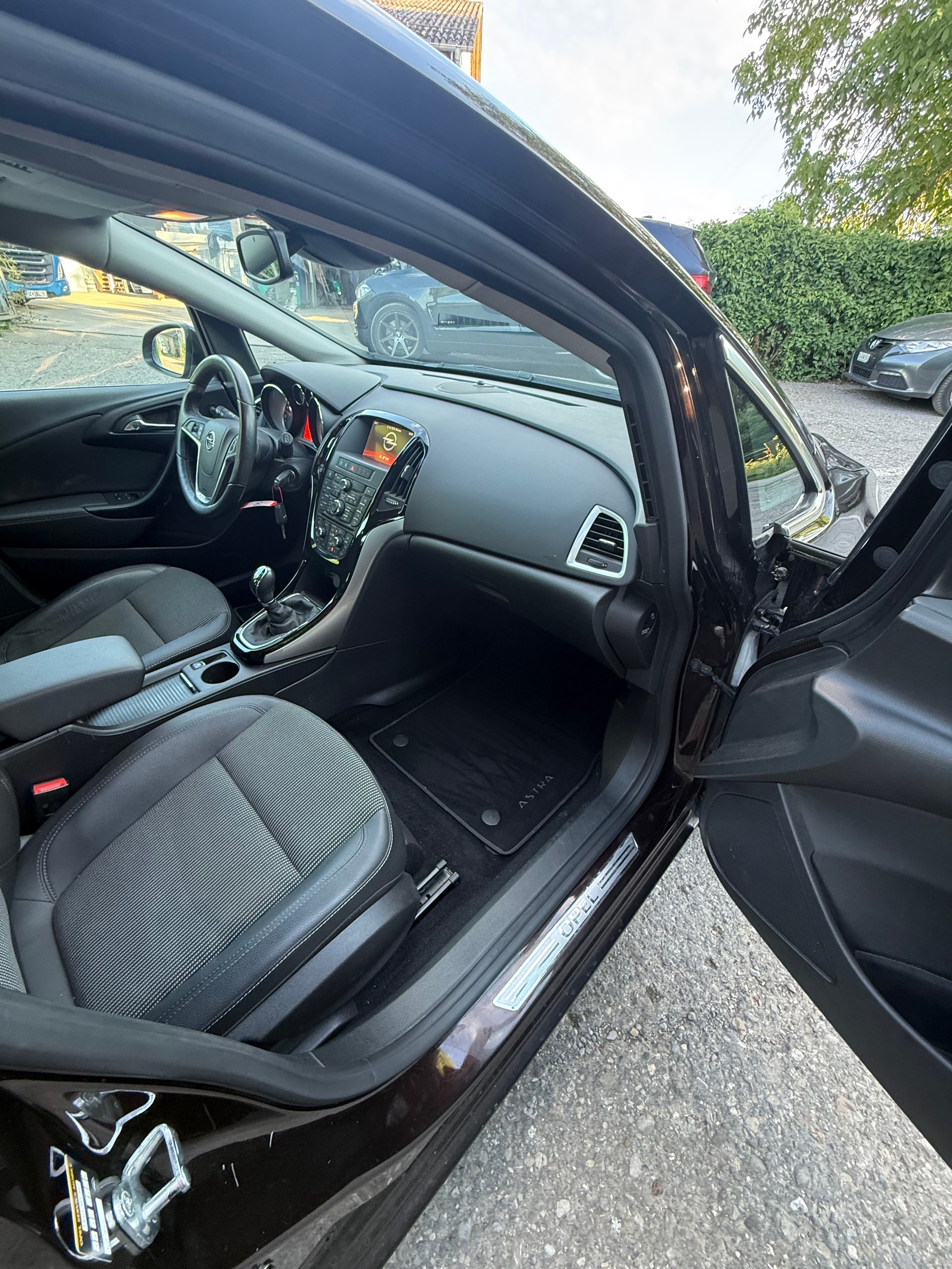 OPEL Astra 1.4i 16V Turbo-image-6